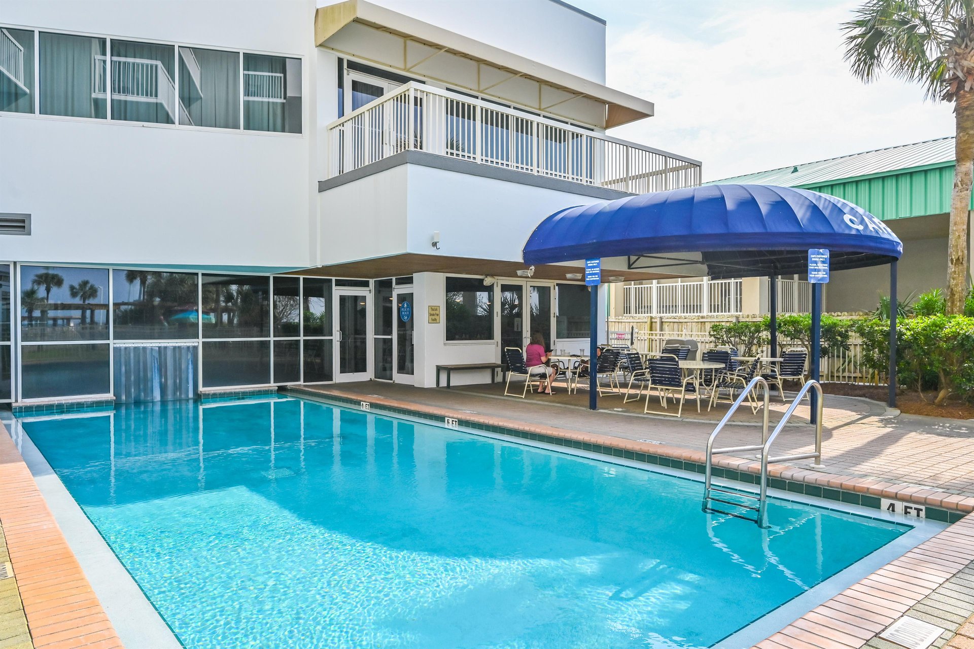 Pelican Beach Resort 705 3