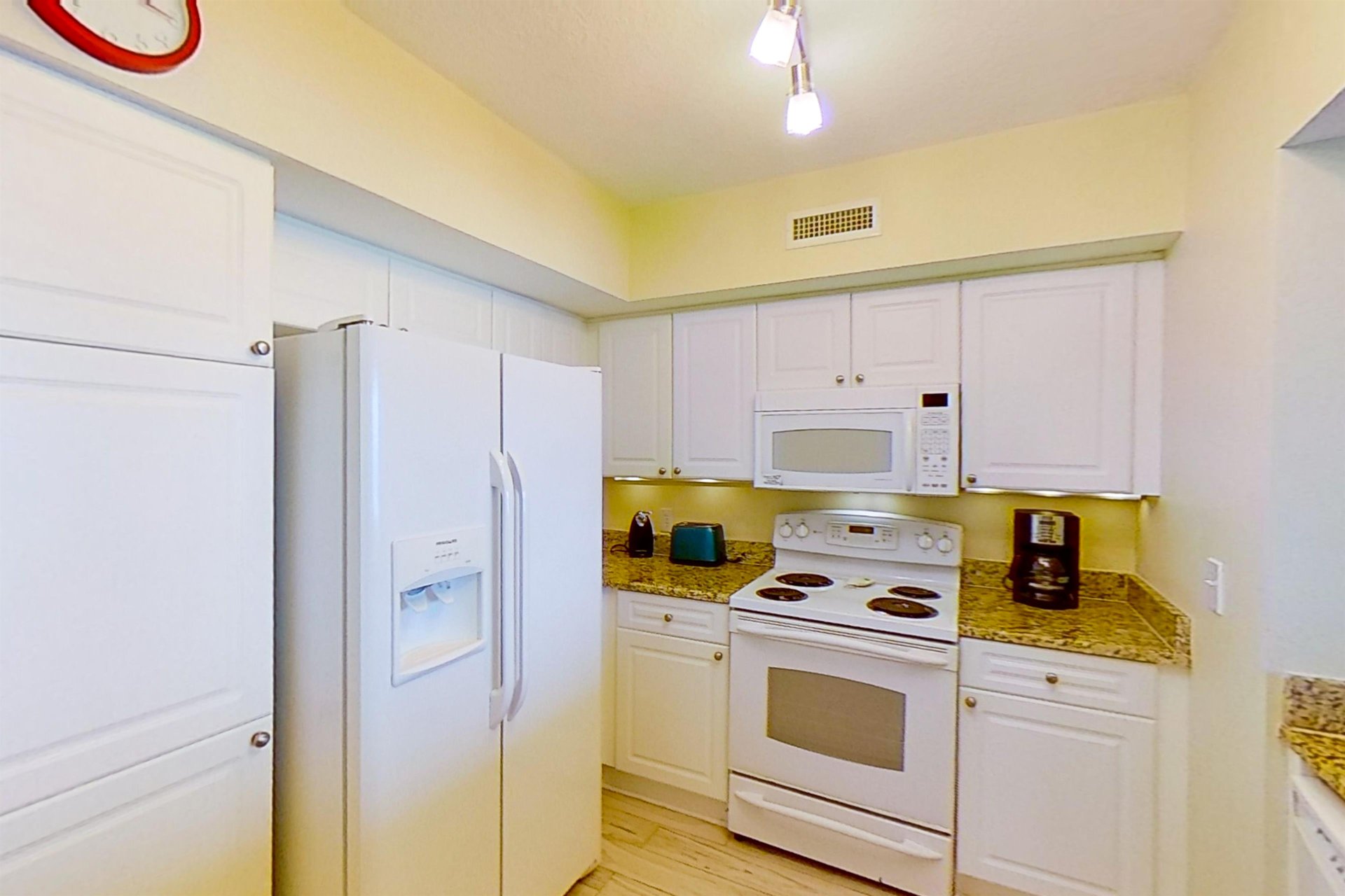 Emerald Beach Resort 0235 10