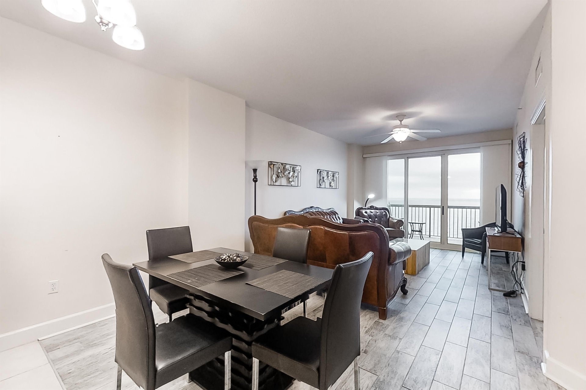 Sunrise Beach 2410  Beachfront Condo 8