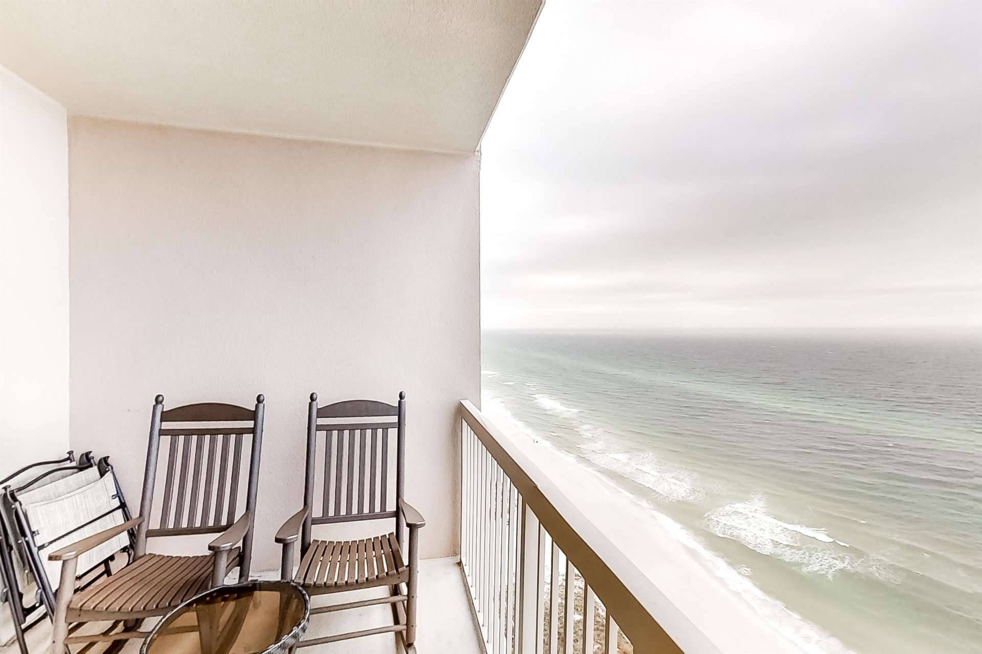 Sunrise Beach 2410  Beachfront Condo 10