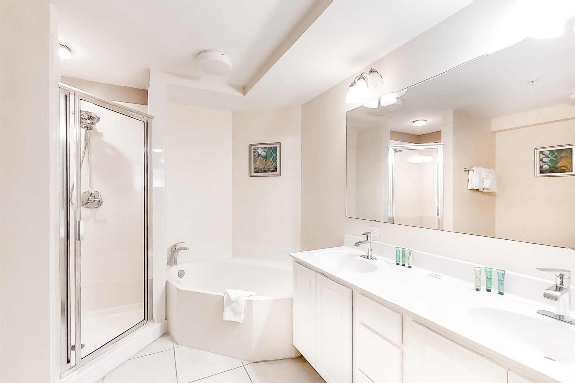 Sunrise Beach 2410  Beachfront Condo 15