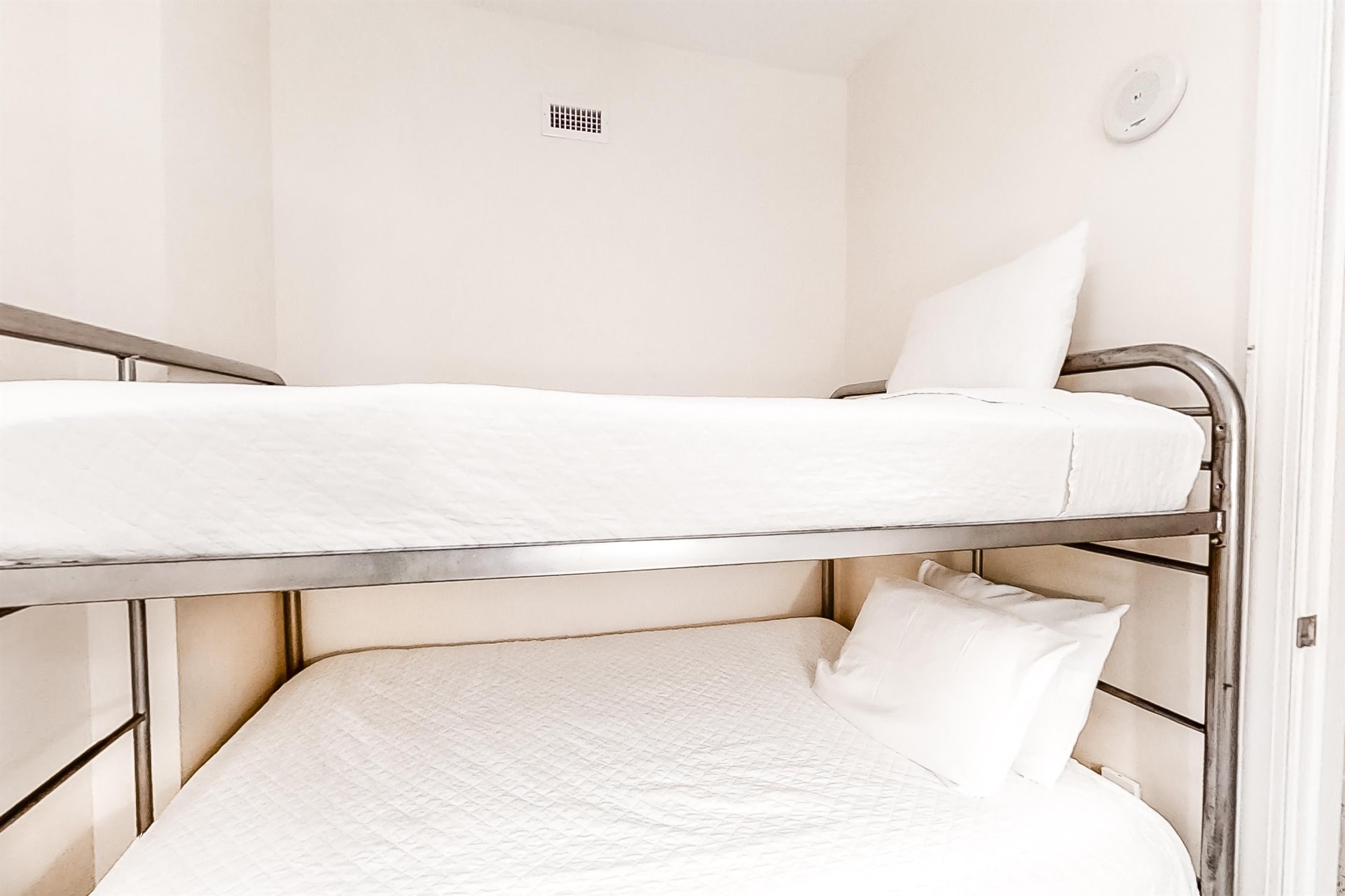 Sunrise Beach 2410  Beachfront Condo 21