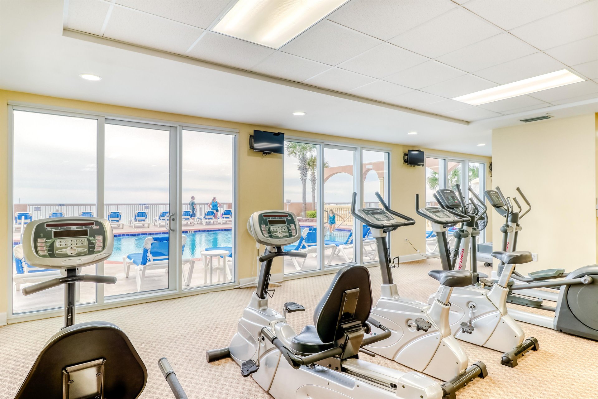 Sunrise Beach 2410  Beachfront Condo 32