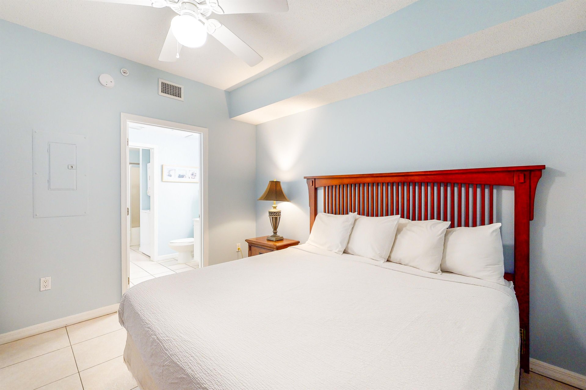 Inn at Summerwind 0603 11