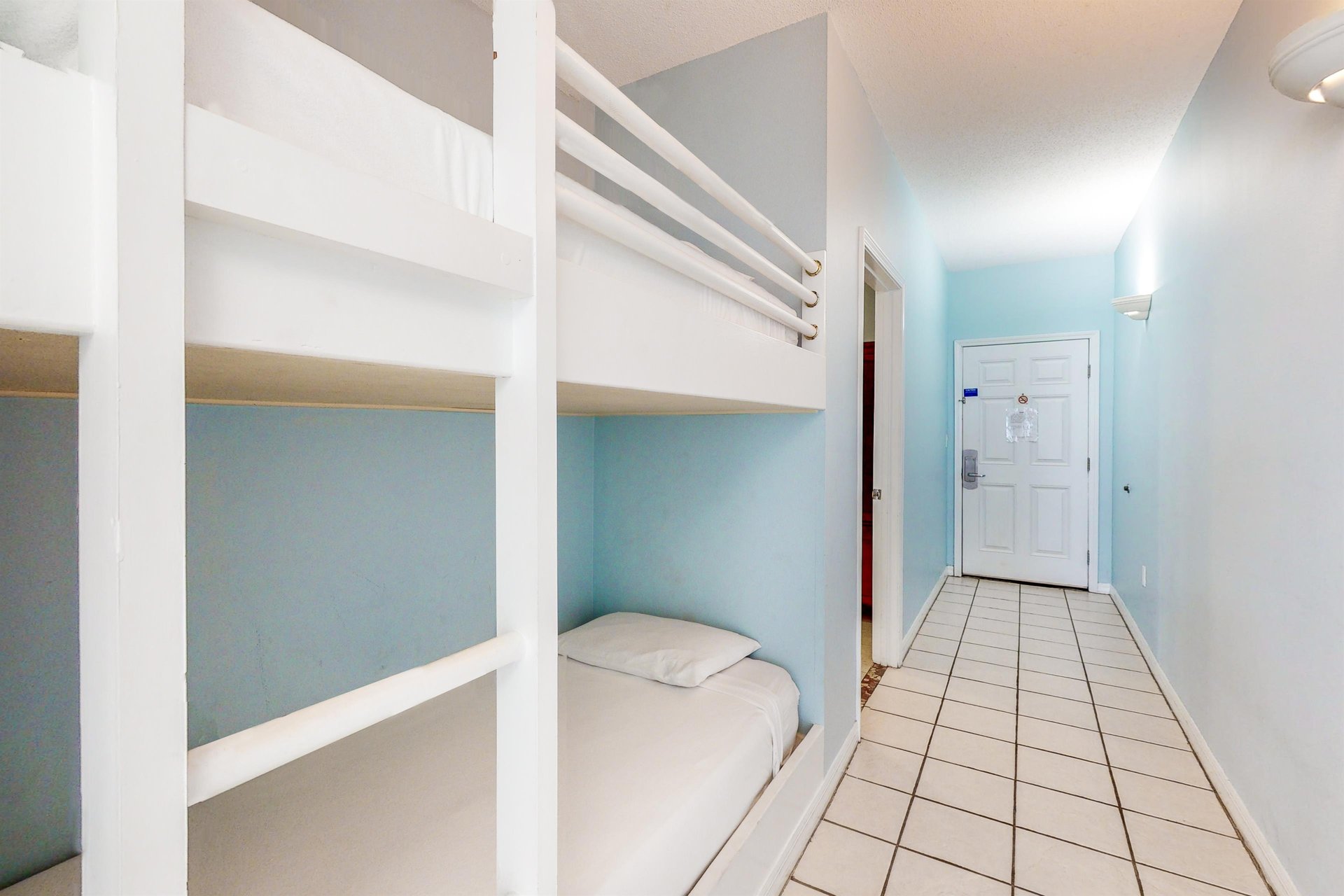 Inn at Summerwind 0603 16