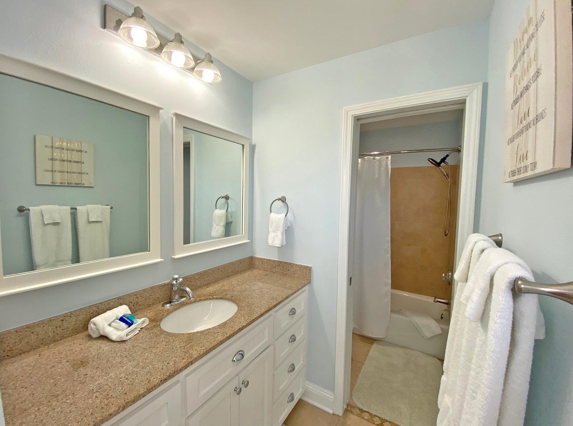 Ensenada Marbella 30 24