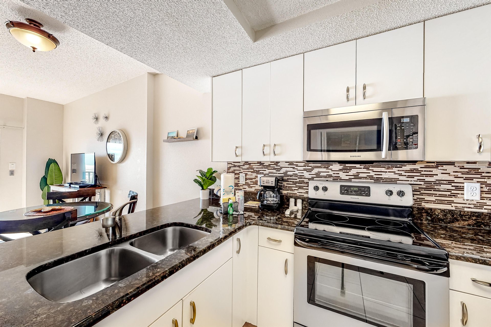 Tidewater 903  Rolling Tides at Tidewater 11