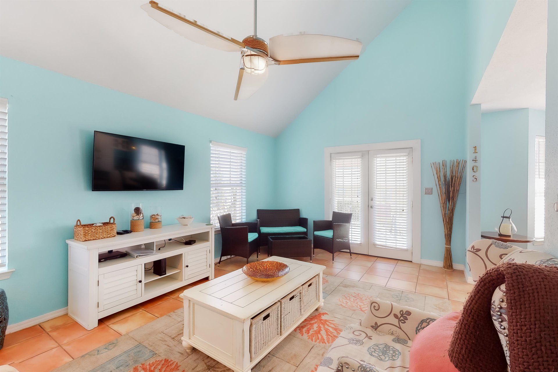 Blues Beach Bungalow 3