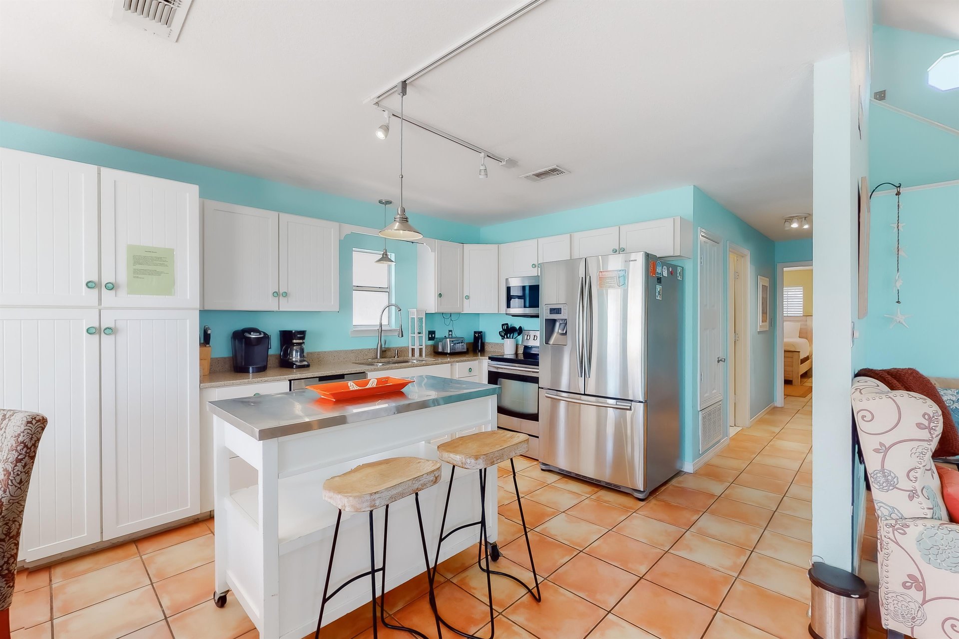 Blues Beach Bungalow 6