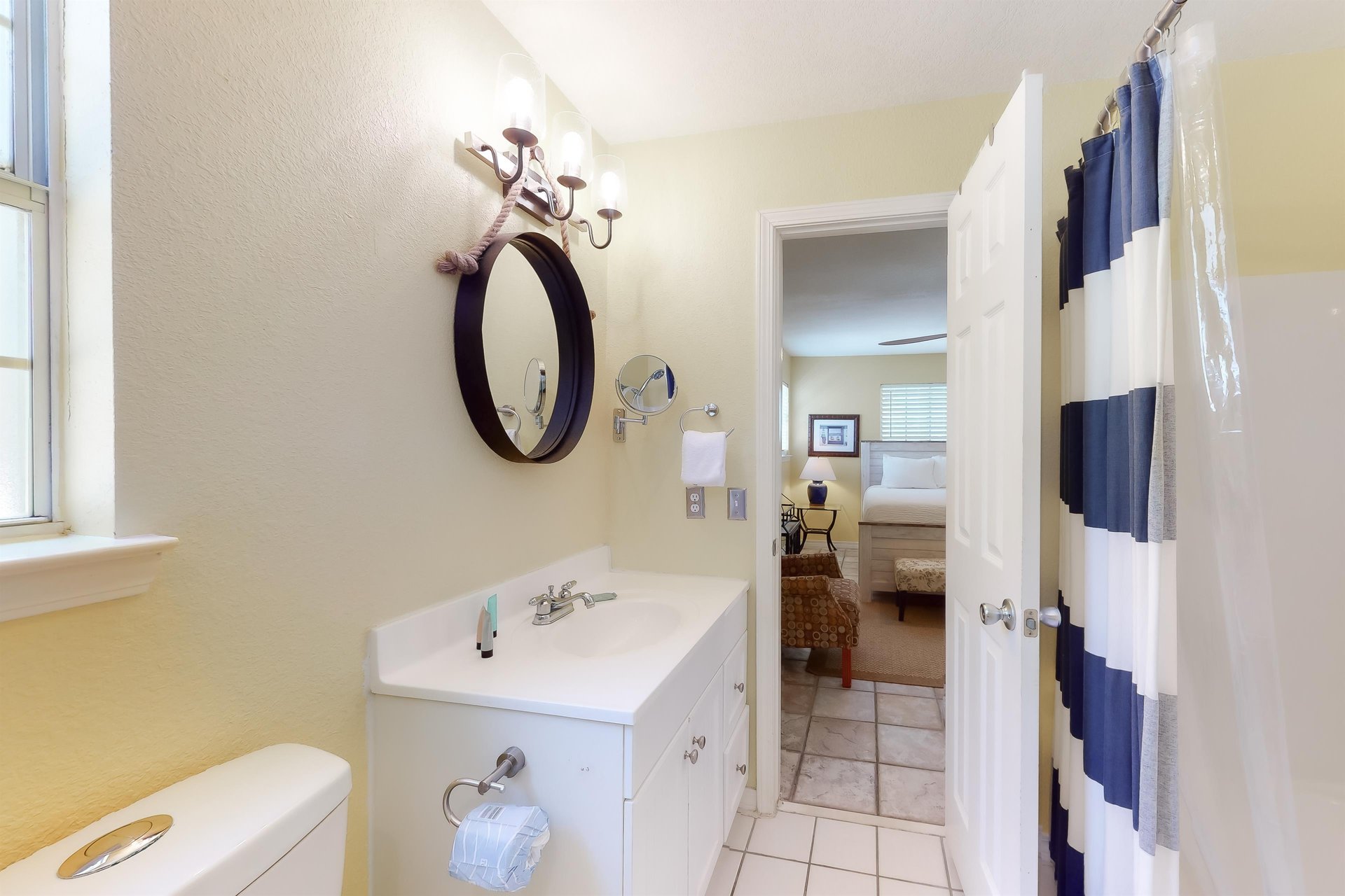 Blues Beach Bungalow 8