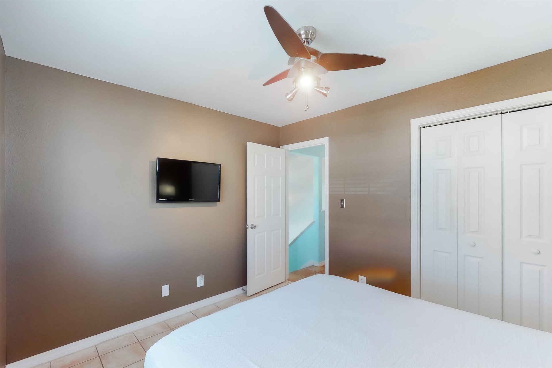 Blues Beach Bungalow 13