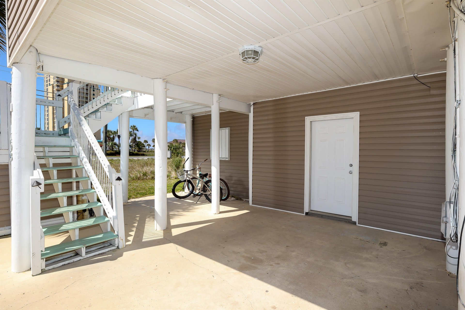 Blues Beach Bungalow 21