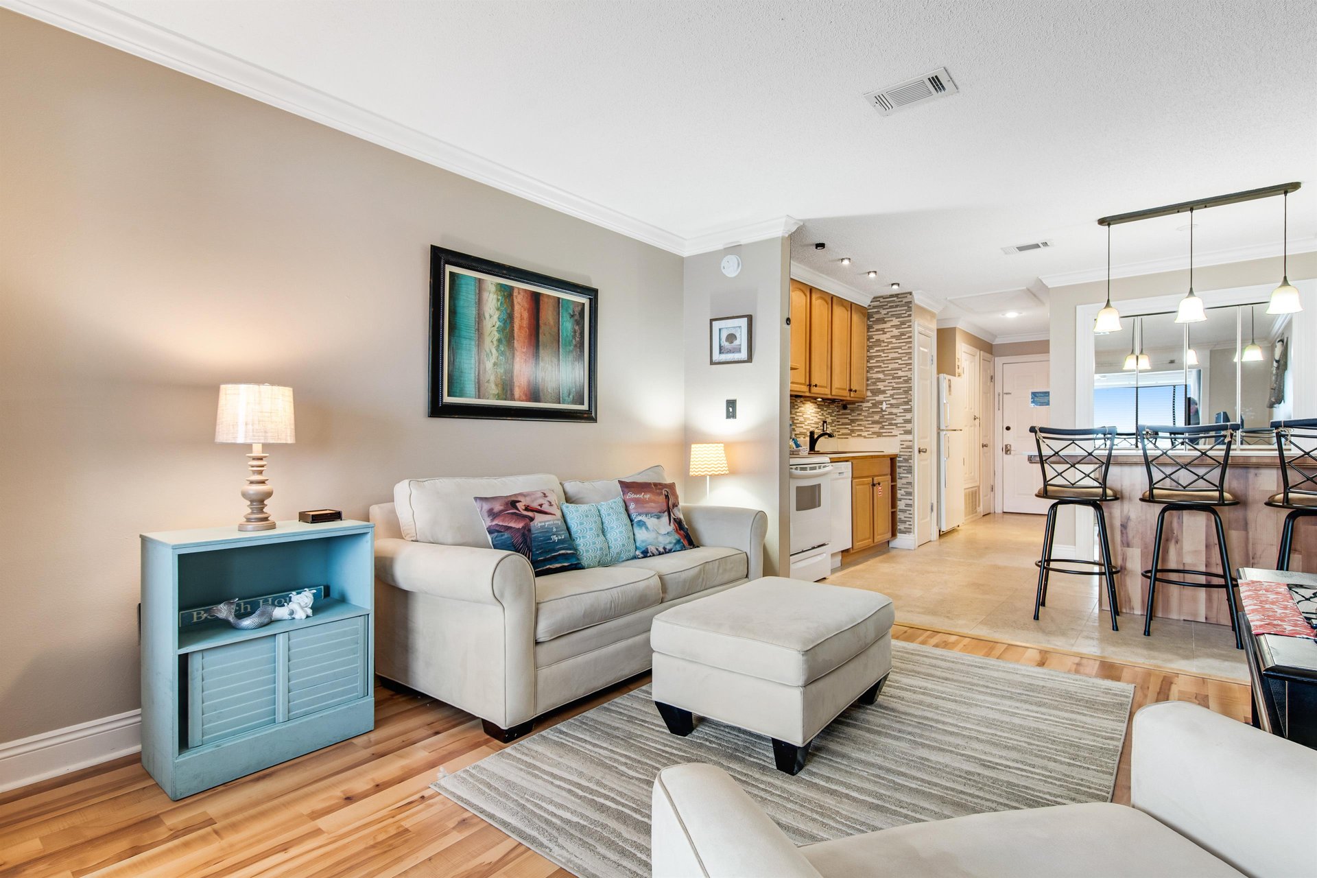 Sunset Harbor Palms 10311 7