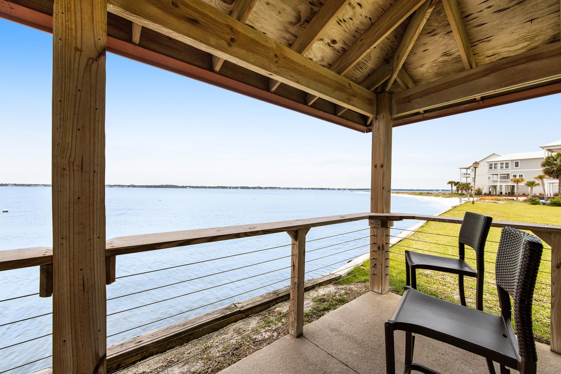 Sunset Harbor Palms 10311 16