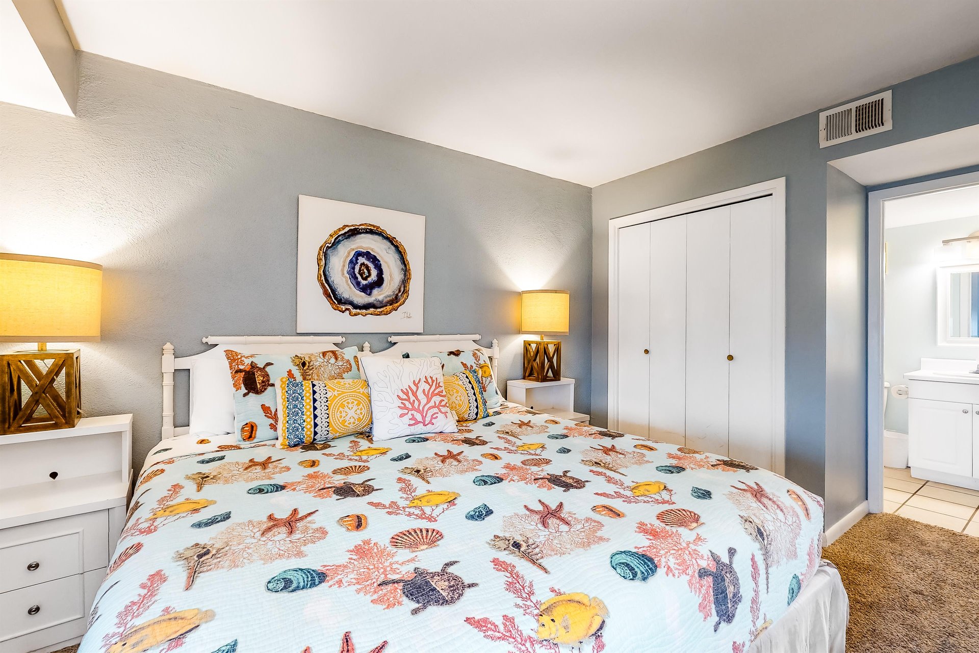 Island Shores 352 11