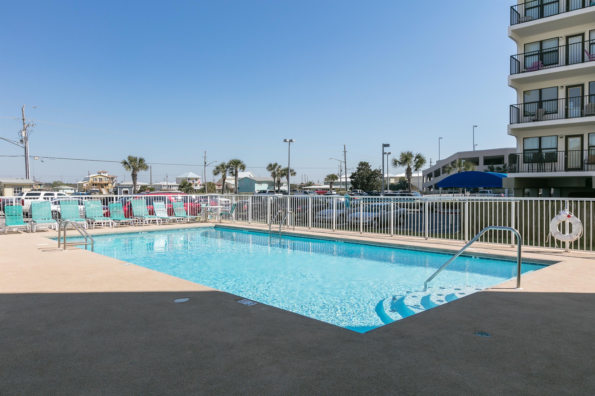 Island Shores 352 19