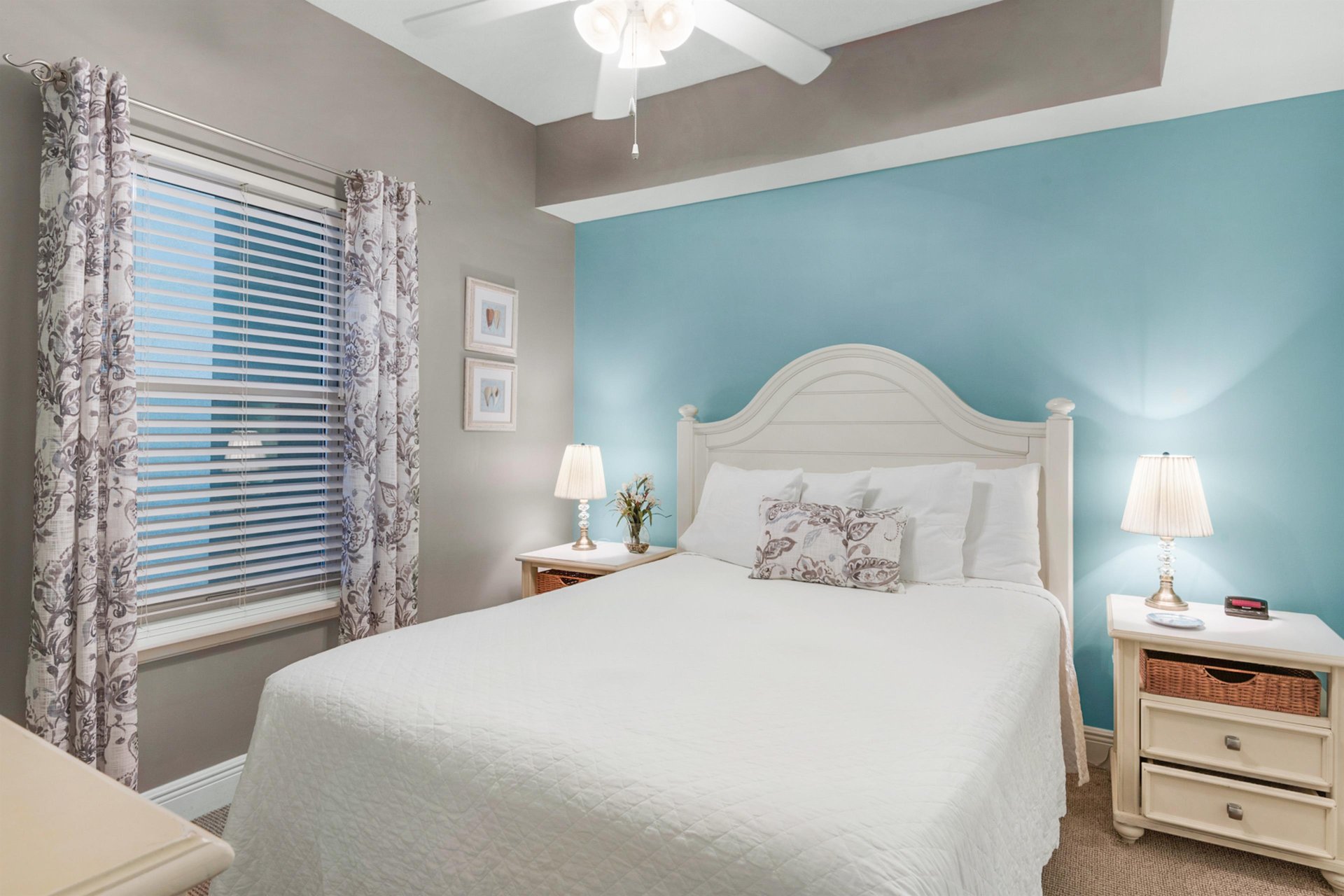 Ariel Dunes II 1405 10