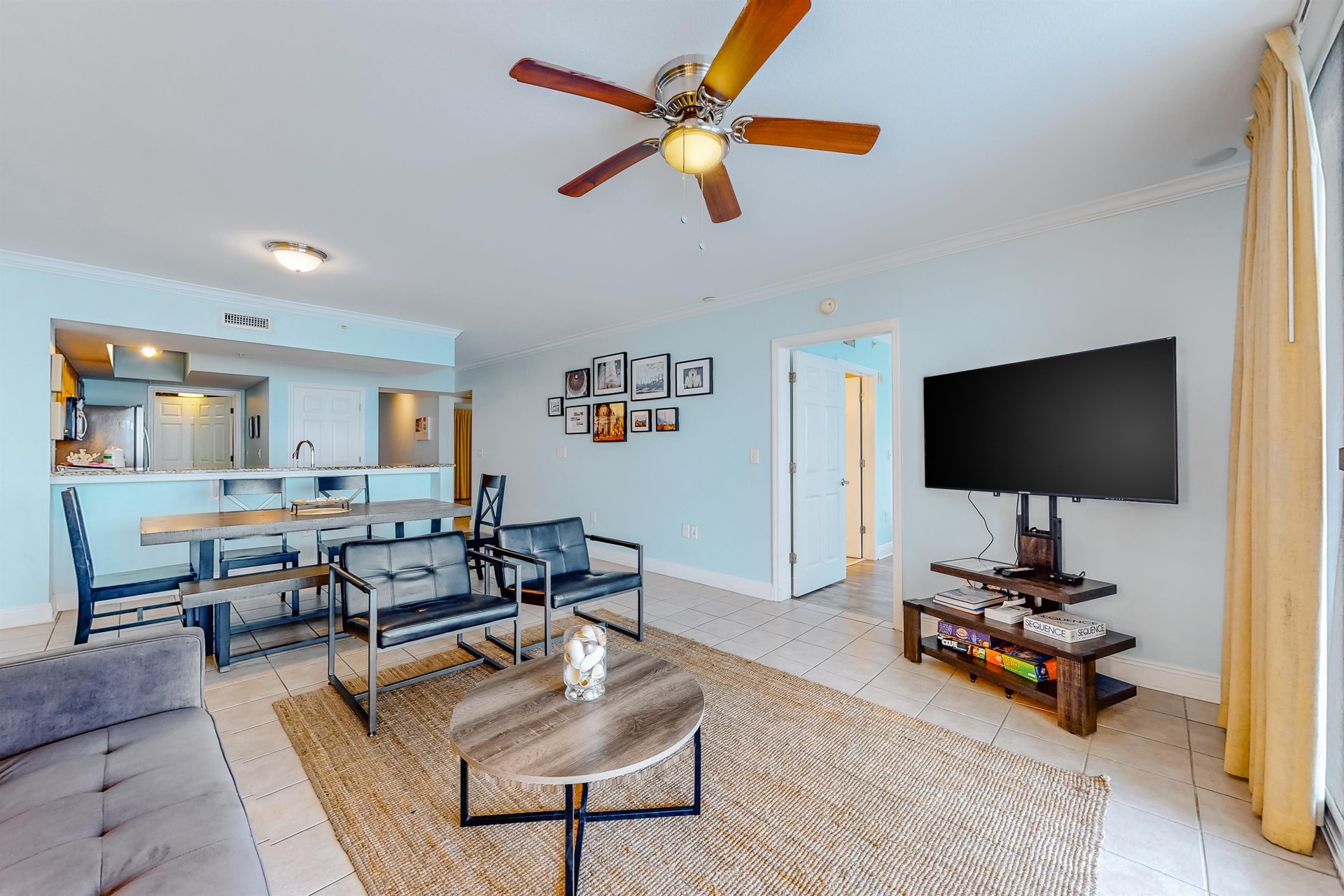 Emerald Beach Resort 2425 7