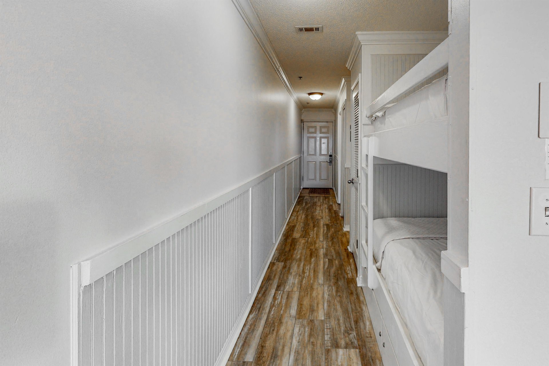 Gulf Place Caribbean 409 13