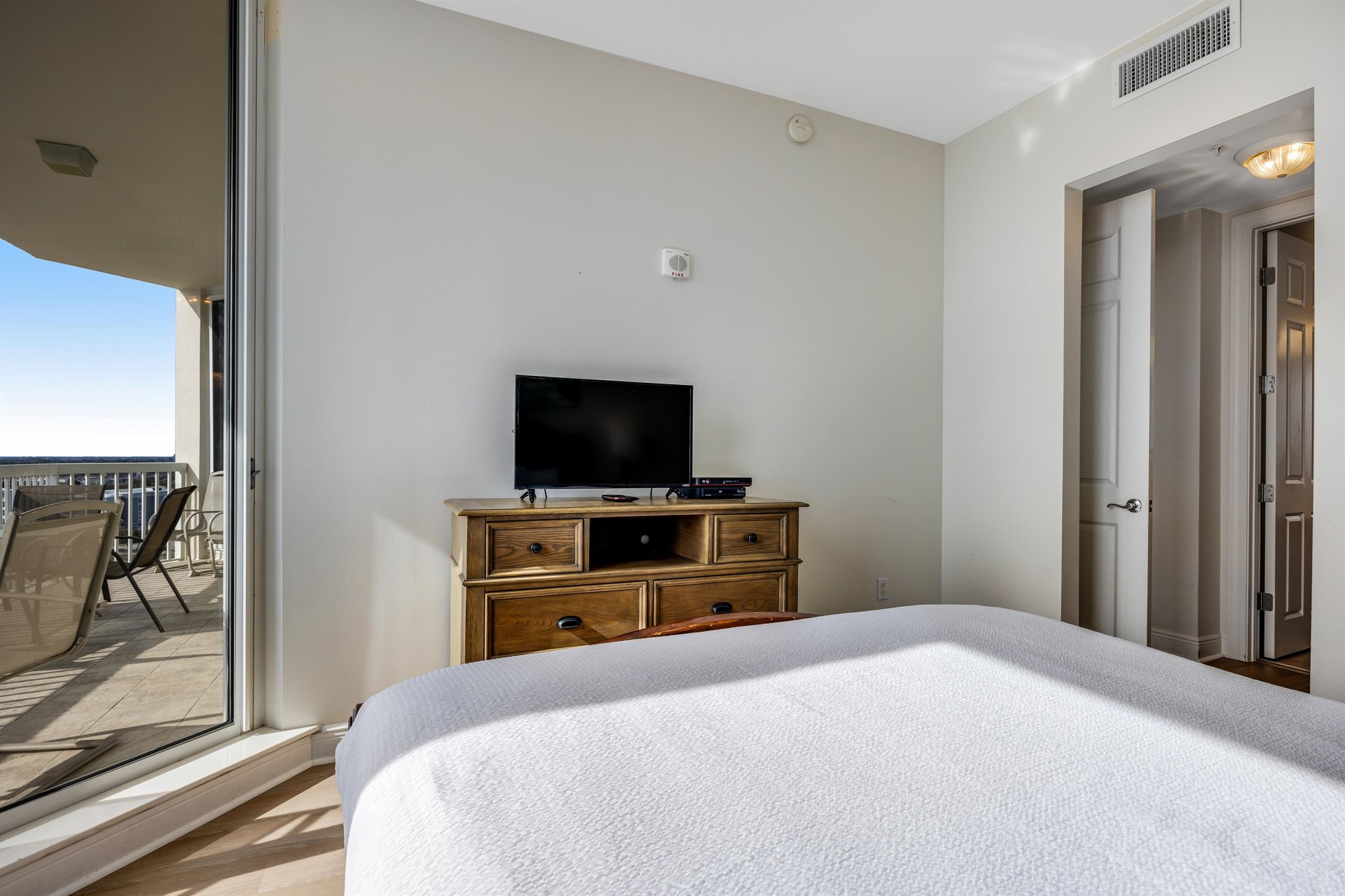 Silver Shells Beach Resort L04 Penthouse 18