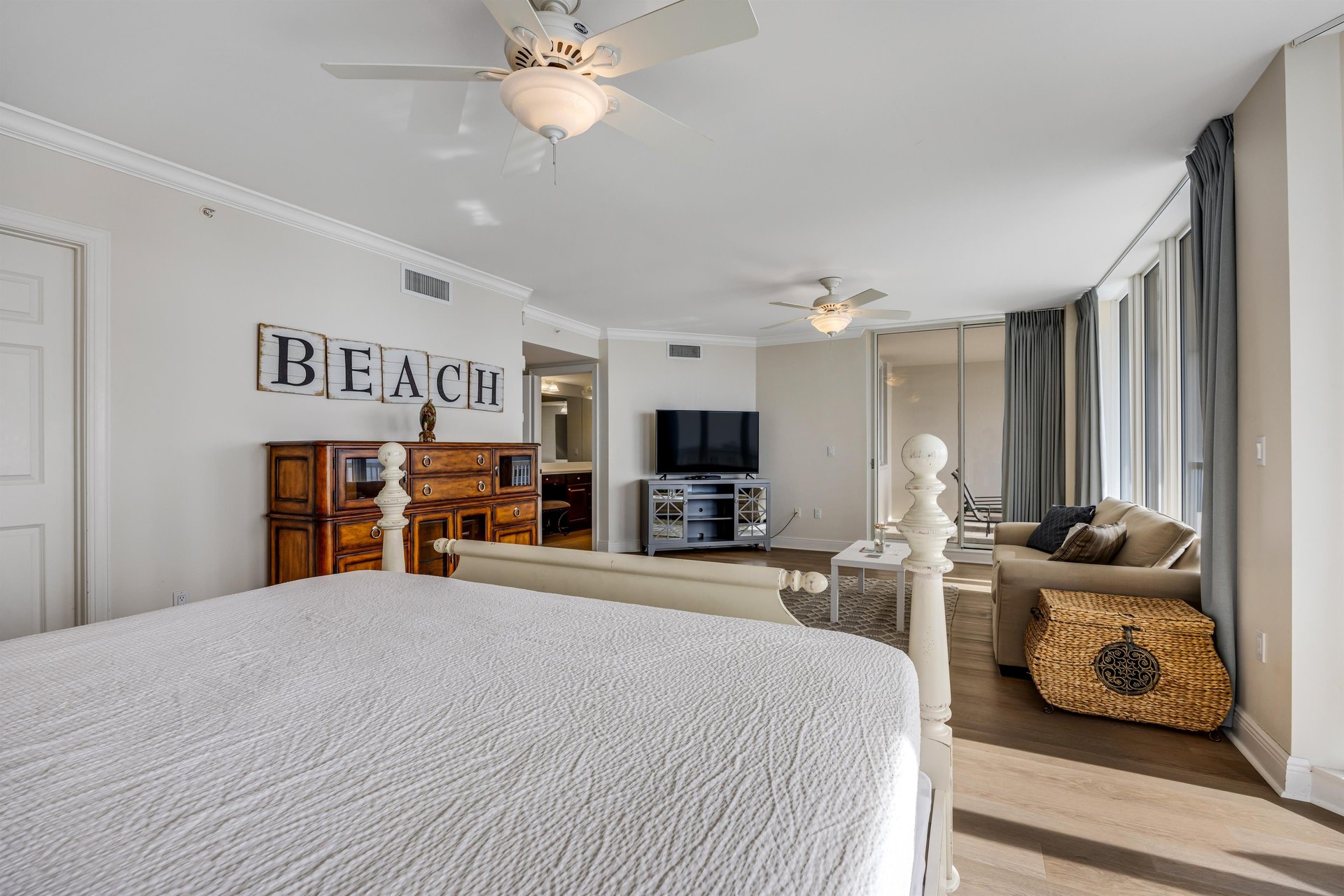 Silver Shells Beach Resort L04 Penthouse 28