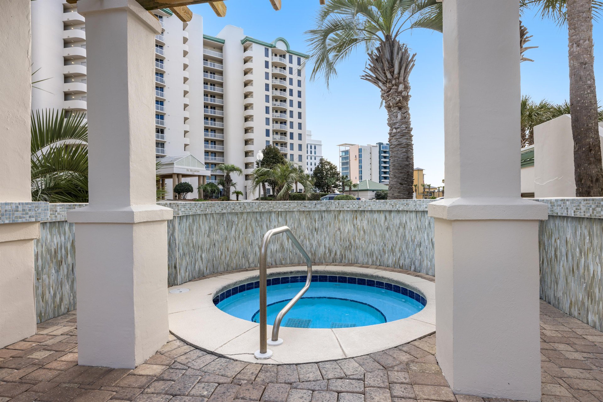 Silver Shells Beach Resort L04 Penthouse 38