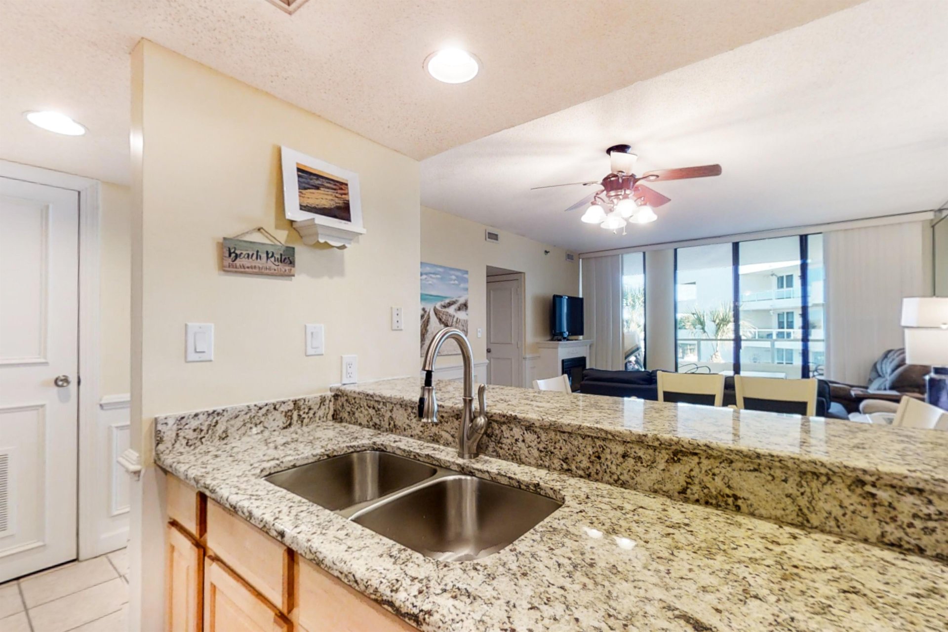 East Pass Towers 203N 7