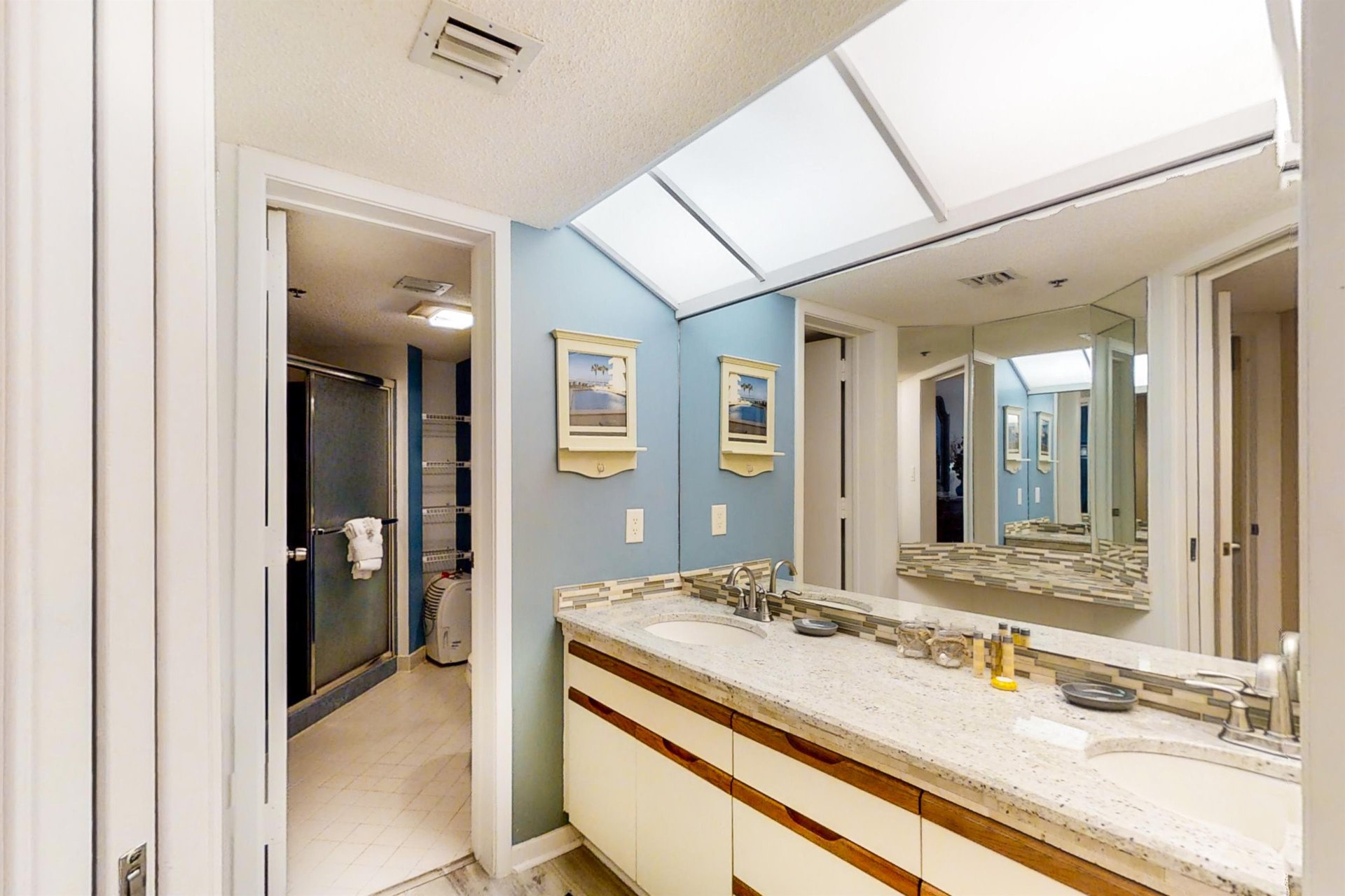 East Pass Towers 203N 13