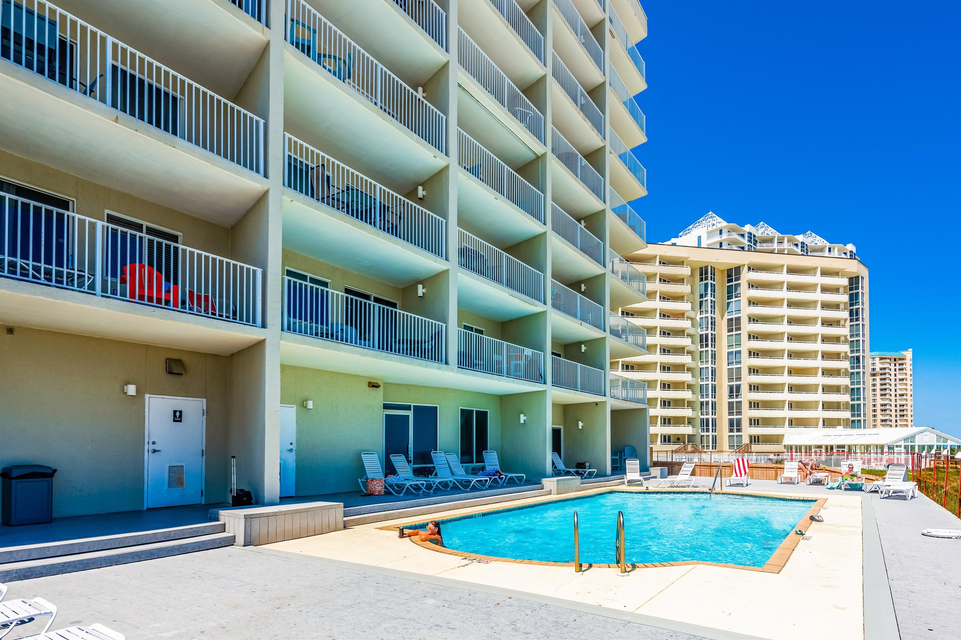 Perdido Skye 23 21