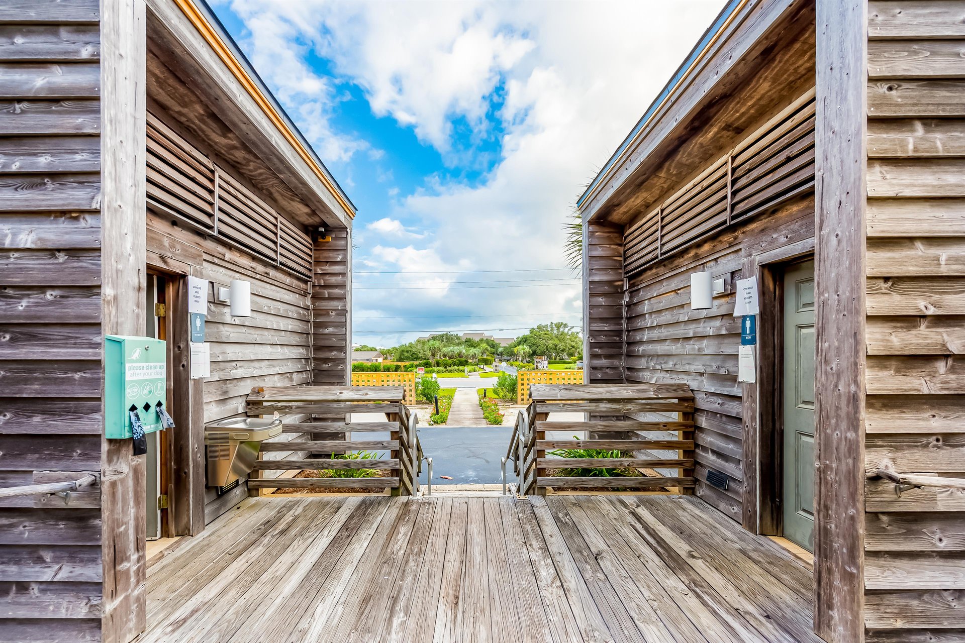 Ocean Breeze West 802 22