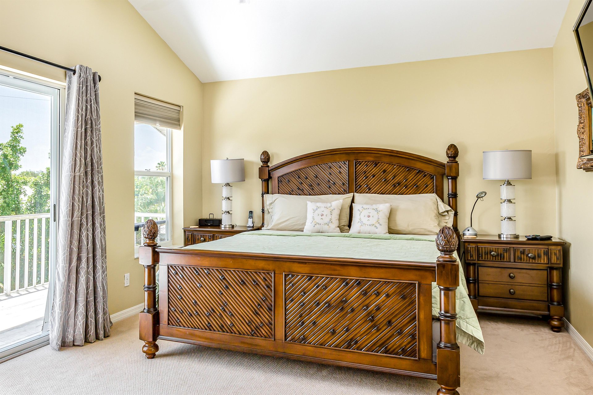 Gulf Island Lanai 12