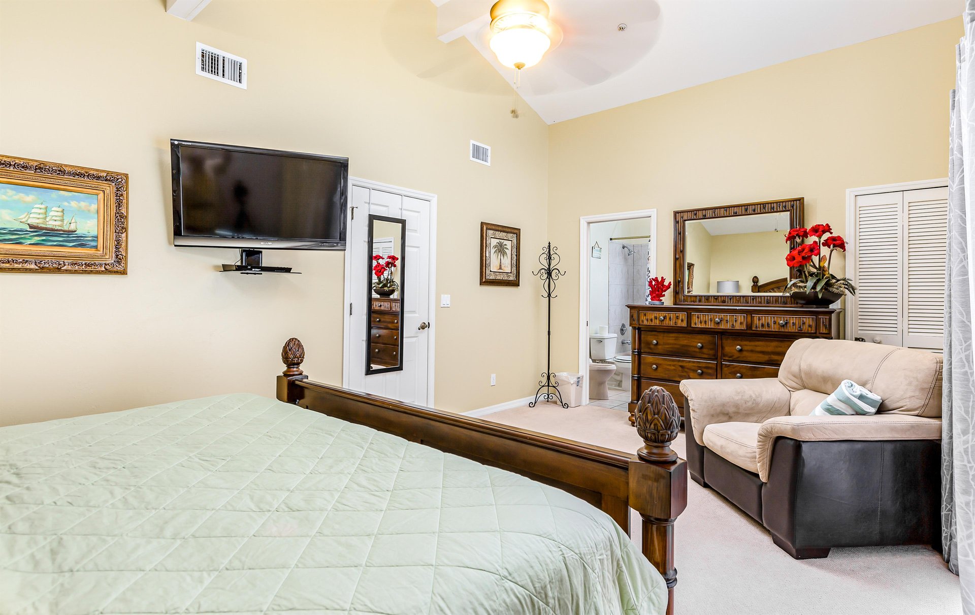 Gulf Island Lanai 13