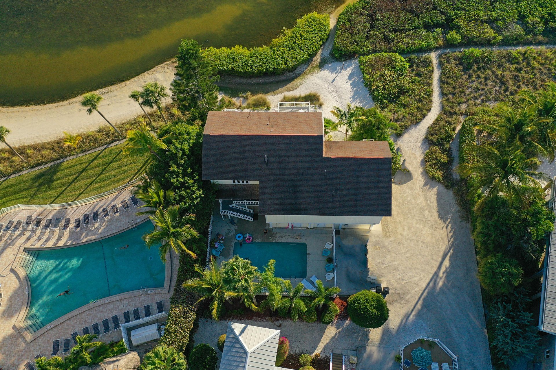 Beachfront Hideaway 33