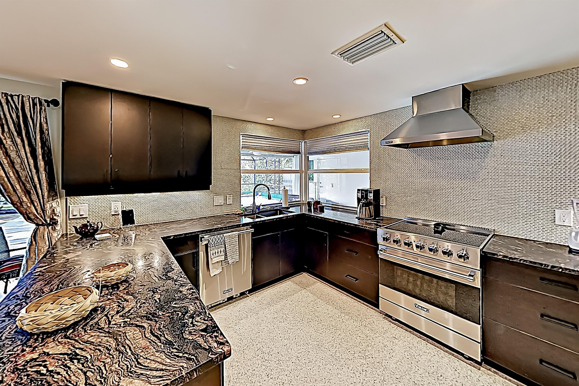 The Sailors Library 6