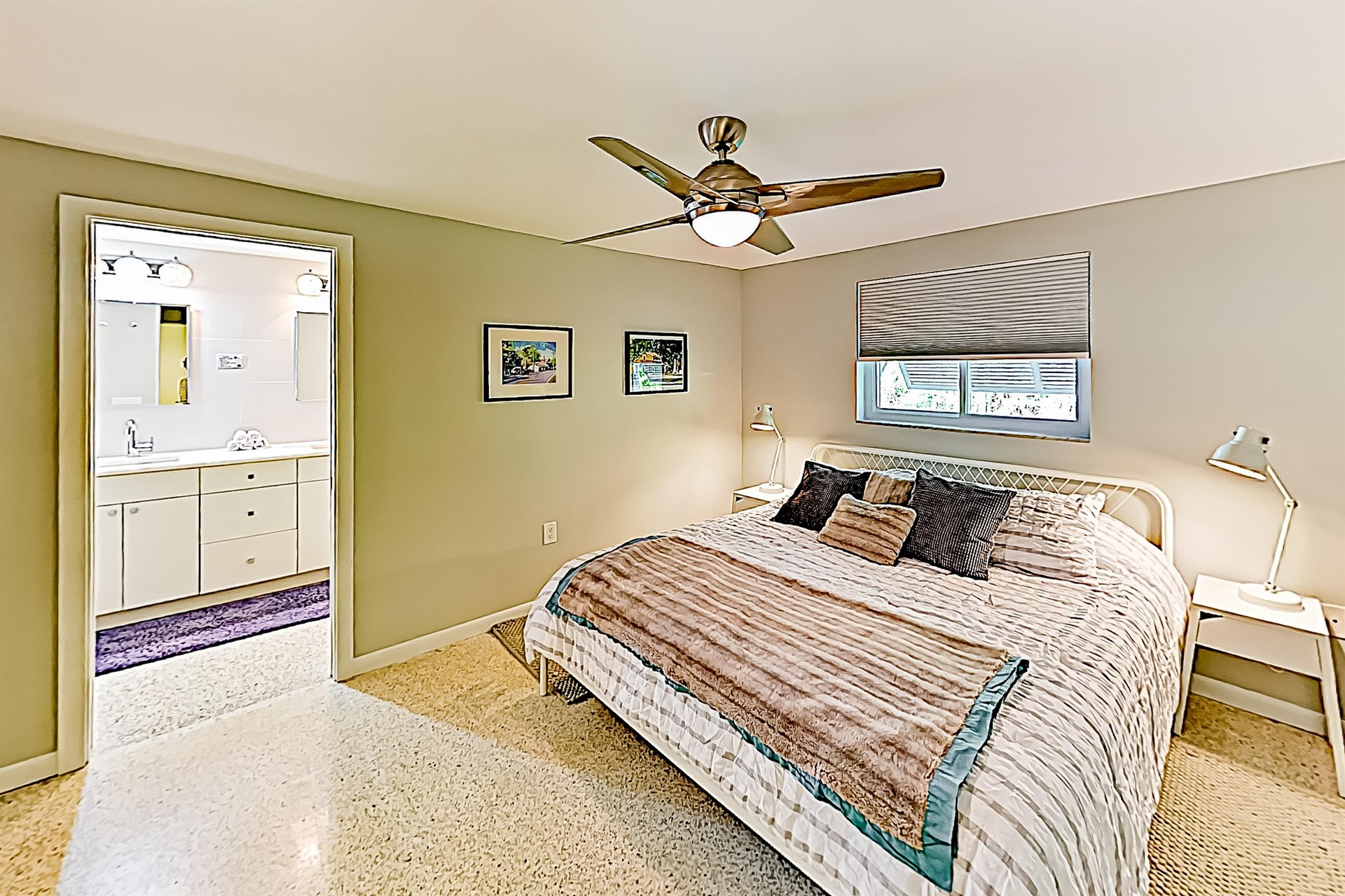 The Sailors Library 8