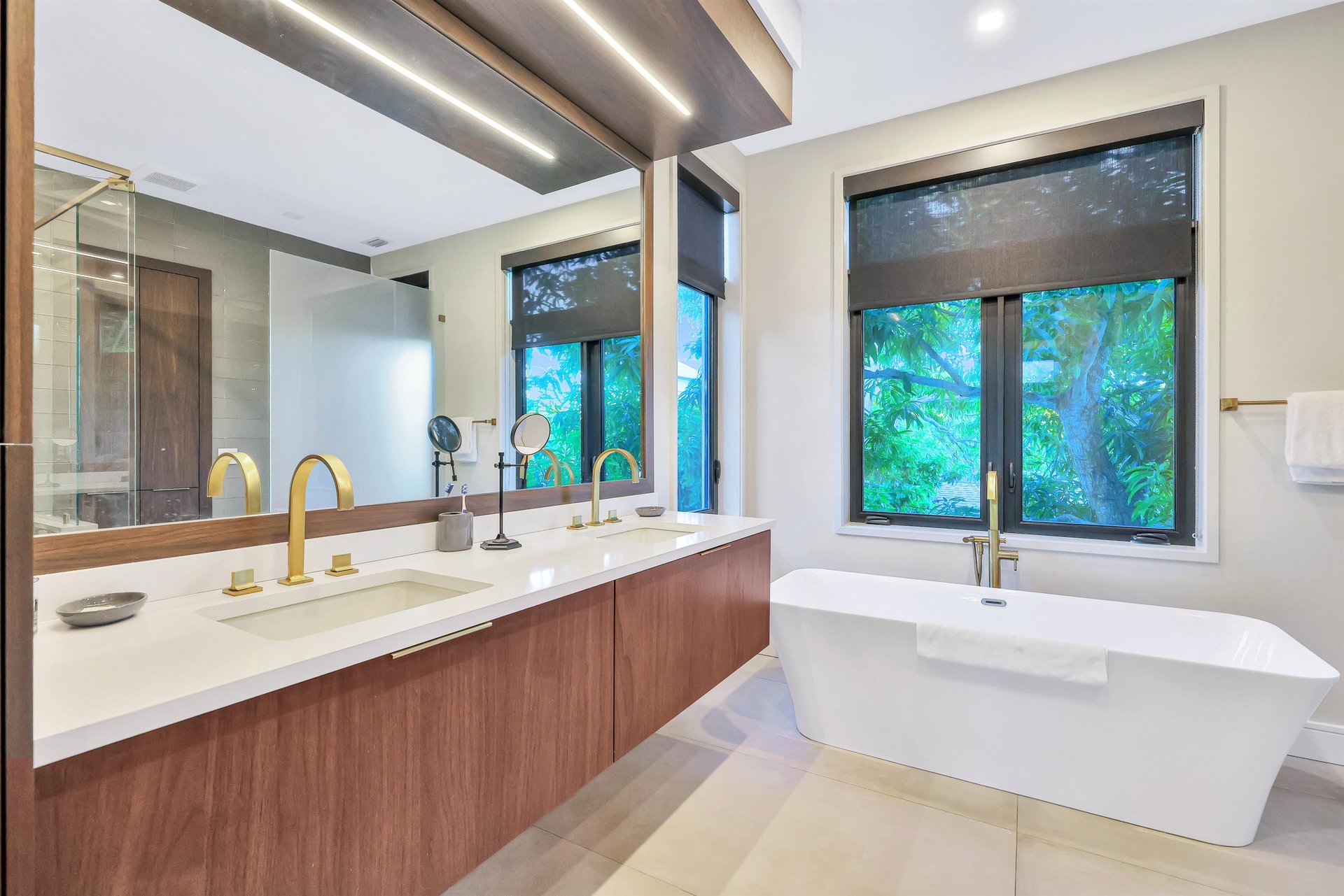 Banyan Tree Beach House 15