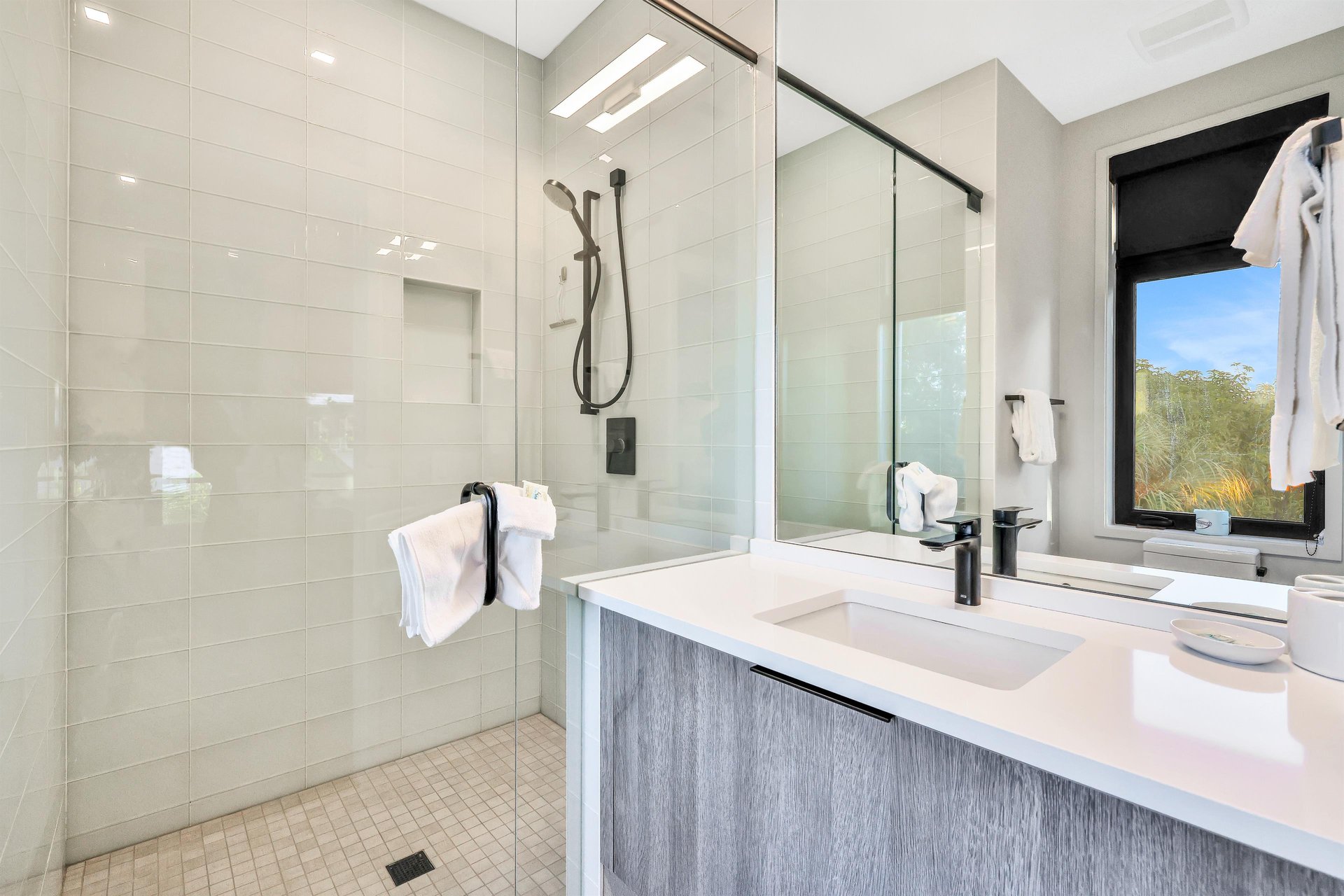 Banyan Tree Beach House 23