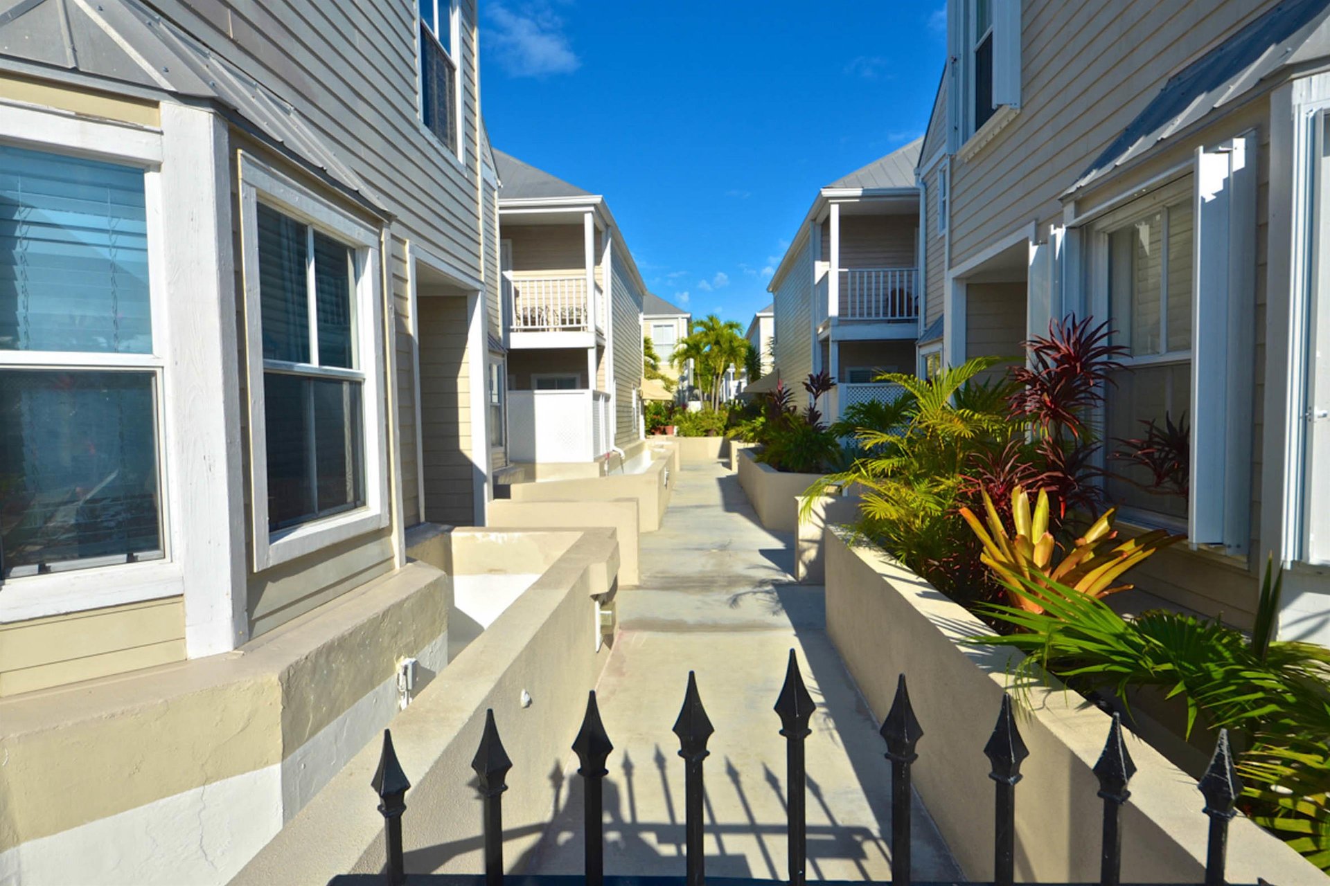 Casa Caribe at Duval Square, Unit R9 20