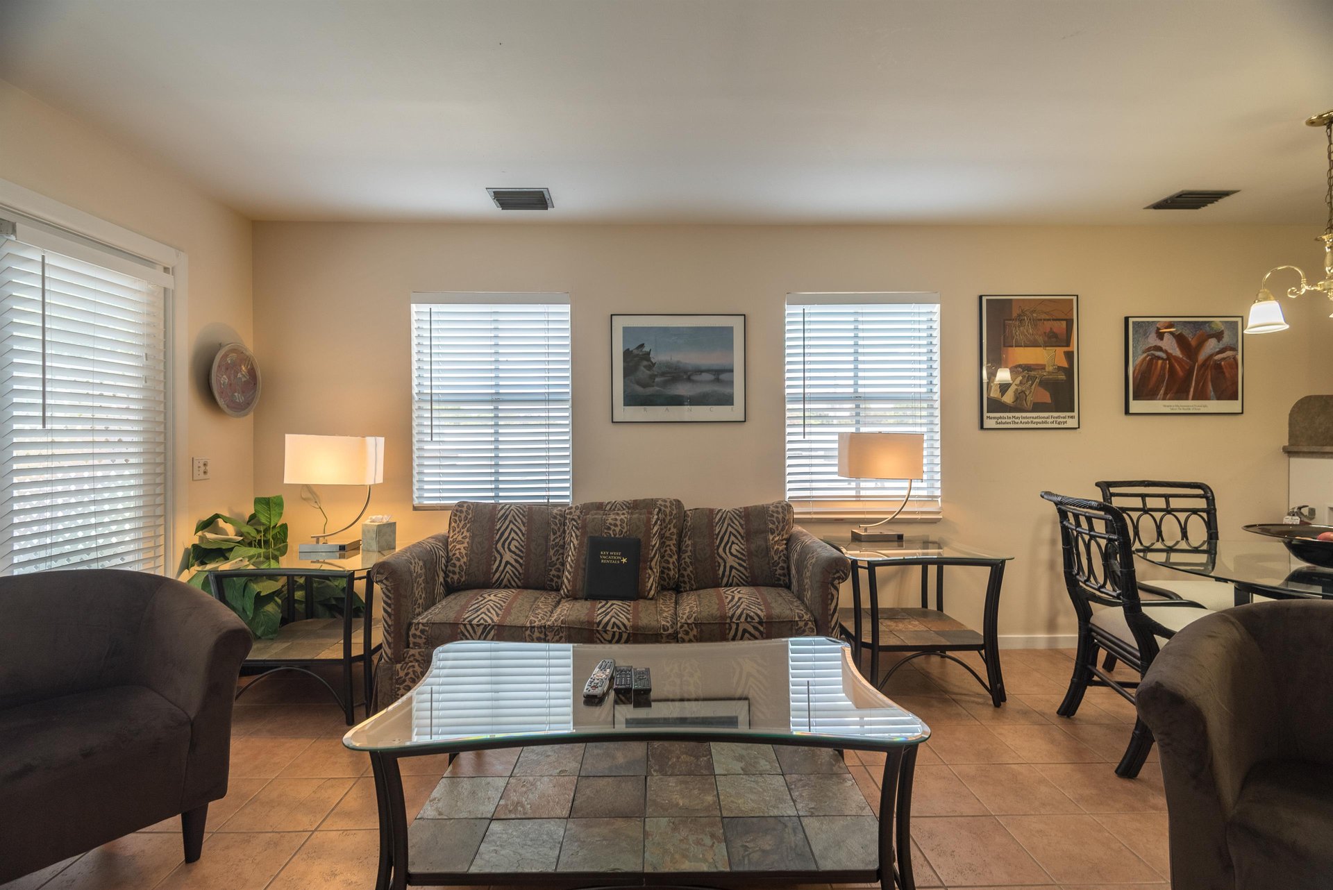 Duval Square Penthouse R19 1