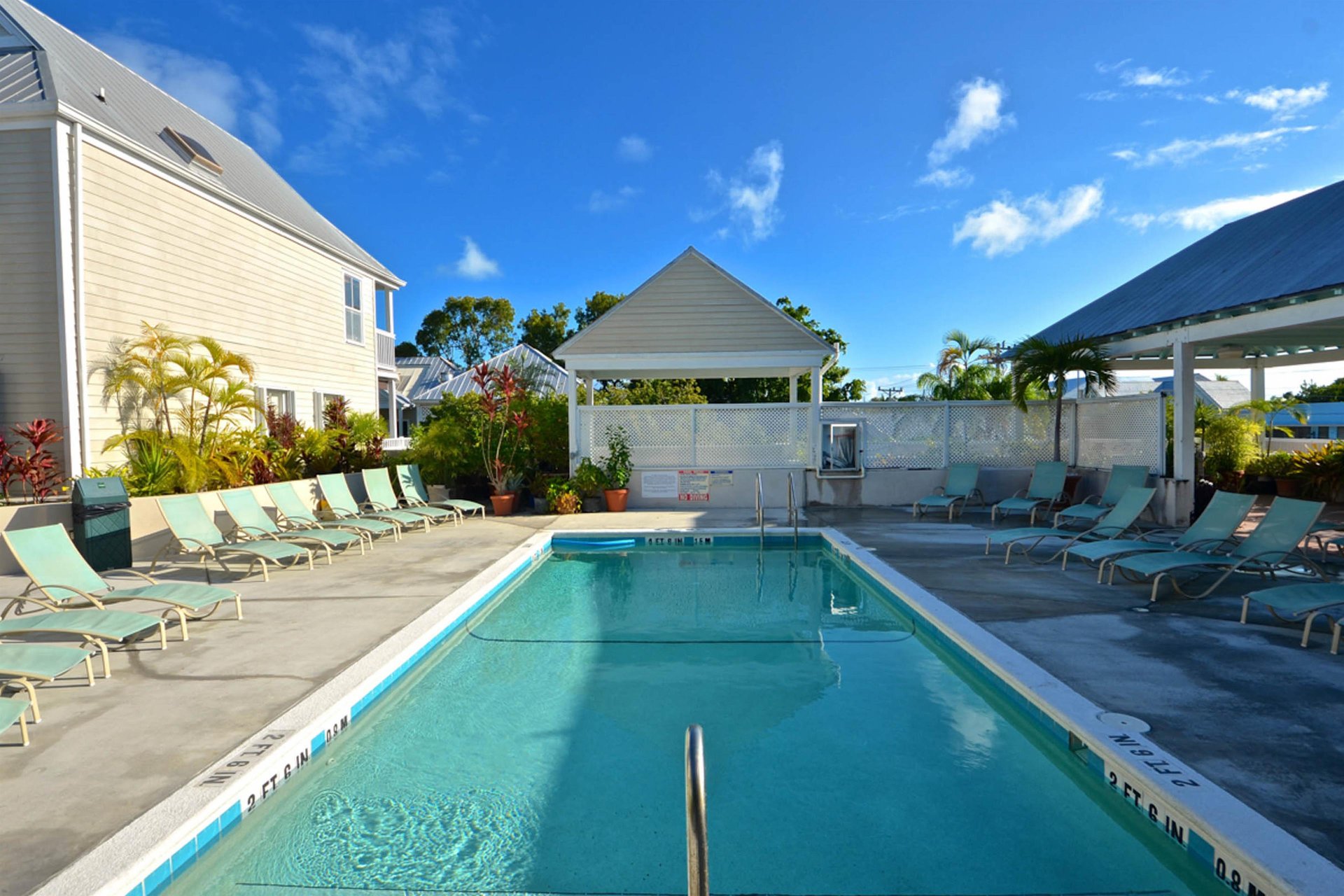 Duval Square Penthouse R19 2