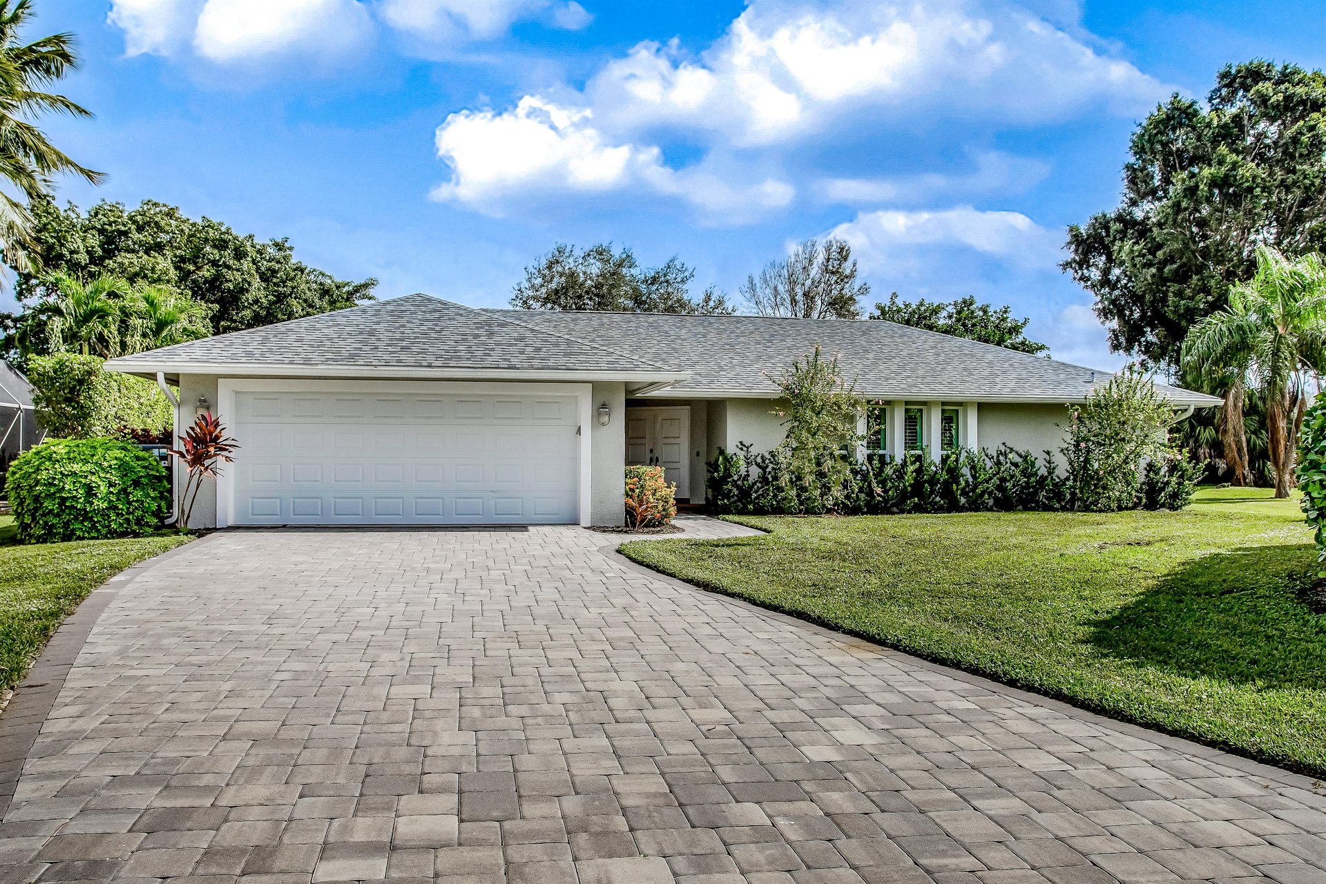 Palm River Estate 36