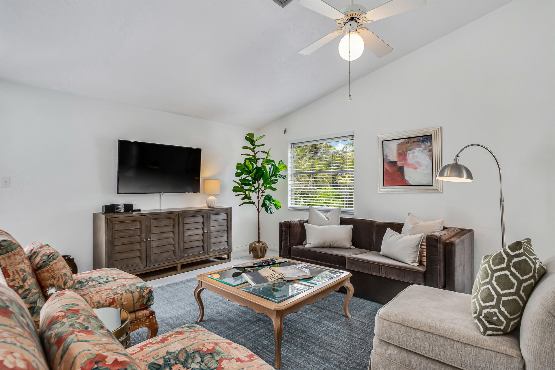 Bonita CottageUpstairs 2