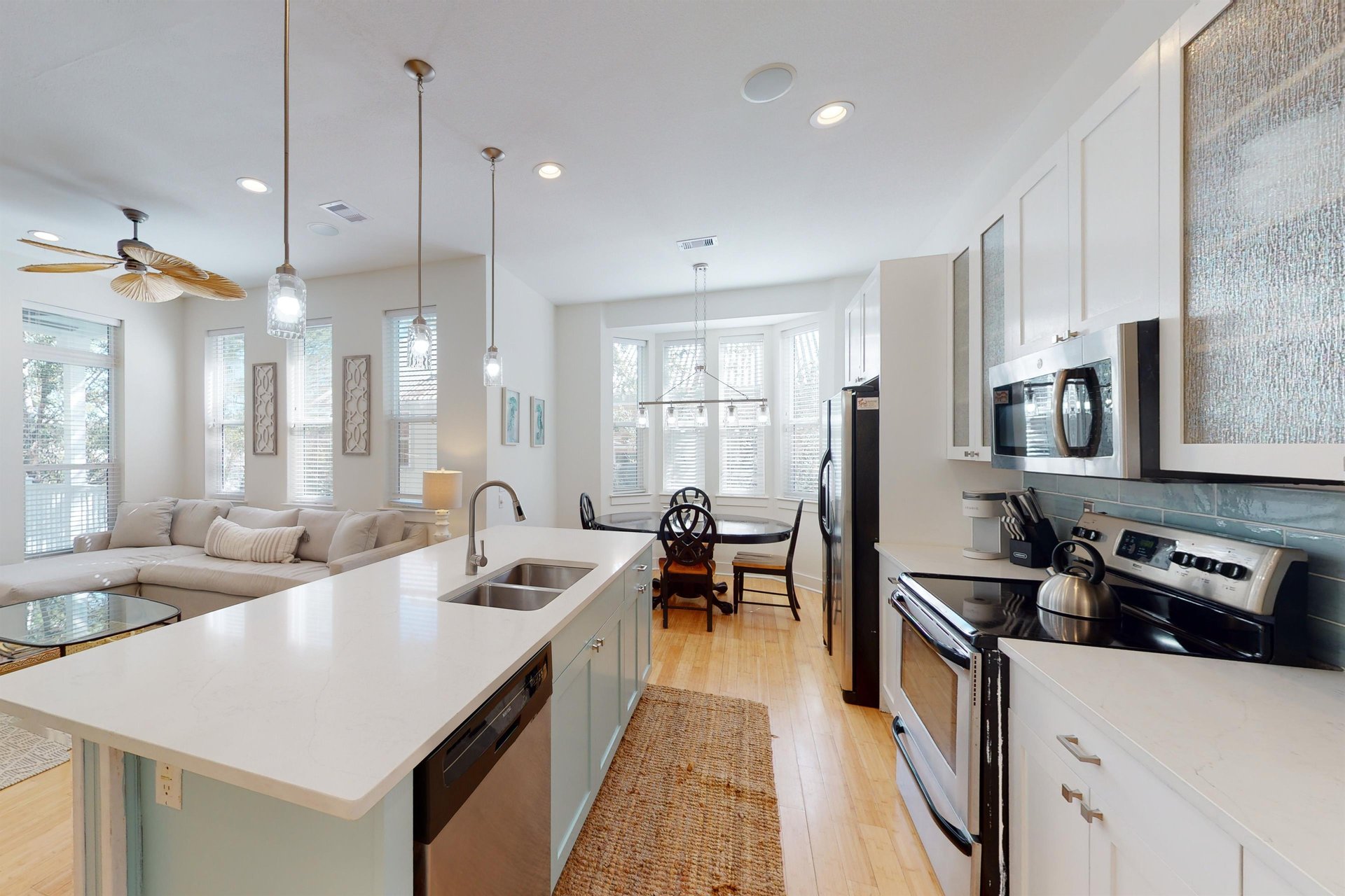 Summers Edge Karma Is A Beach 7