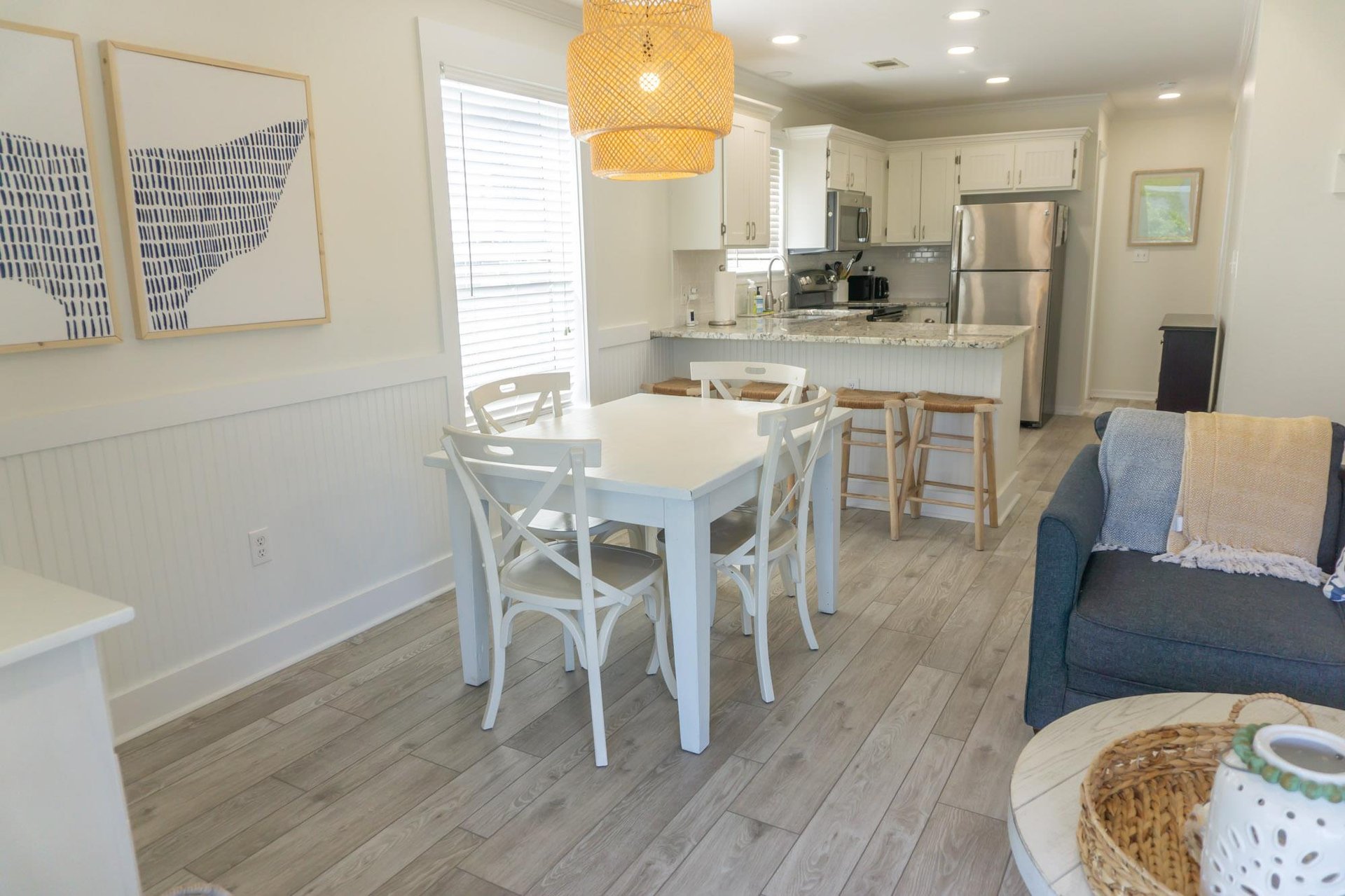 Beachside Villas 811 6