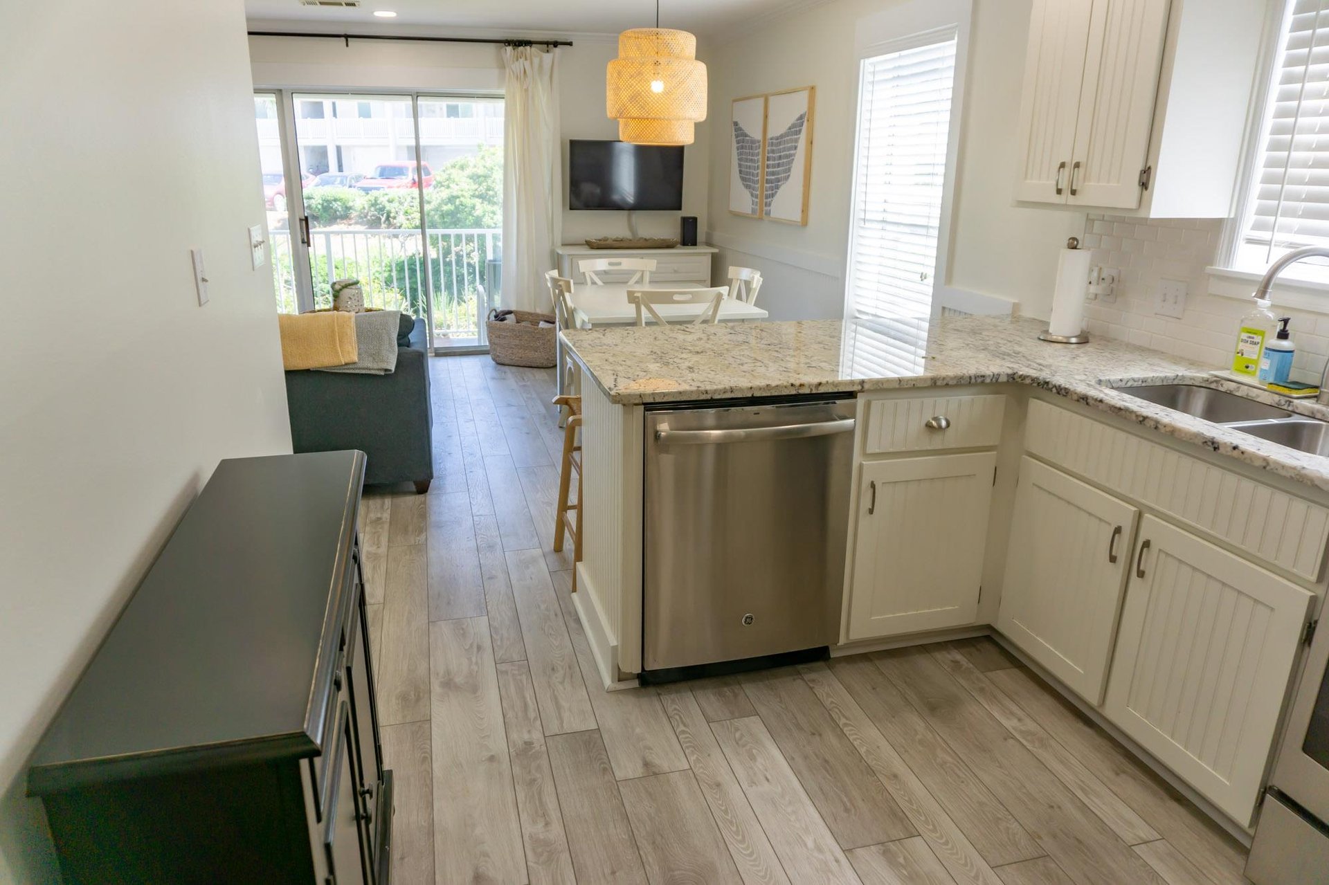 Beachside Villas 811 9