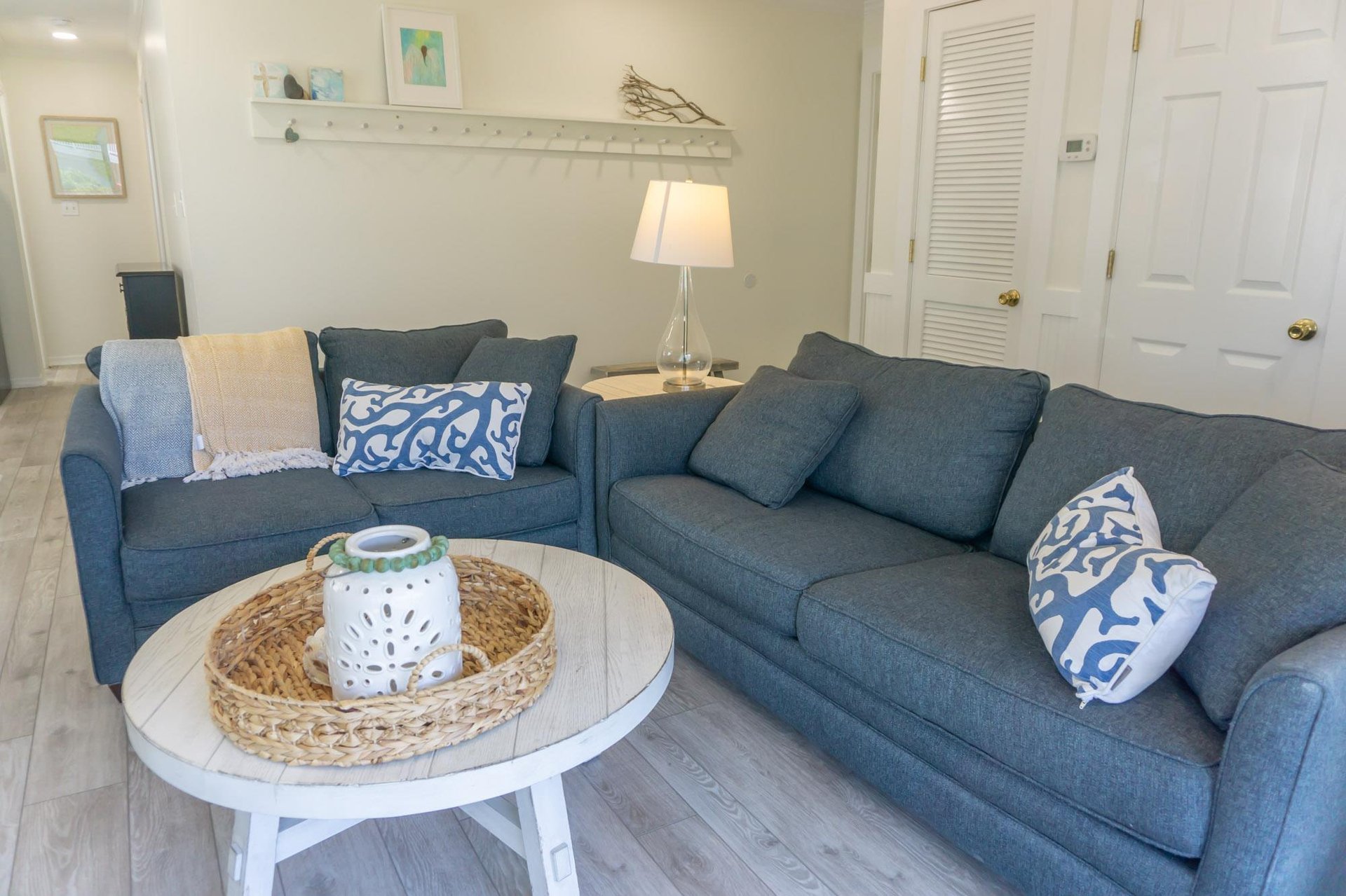 Beachside Villas 811 10