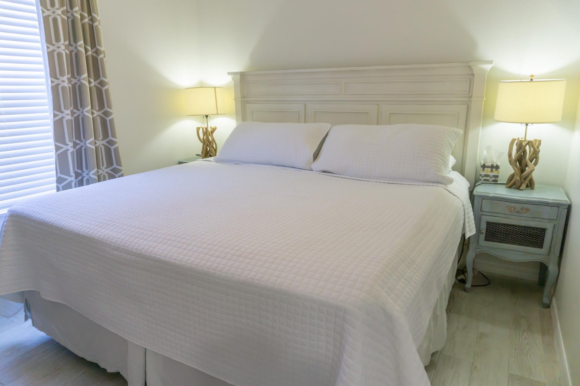 Beachside Villas 811 11