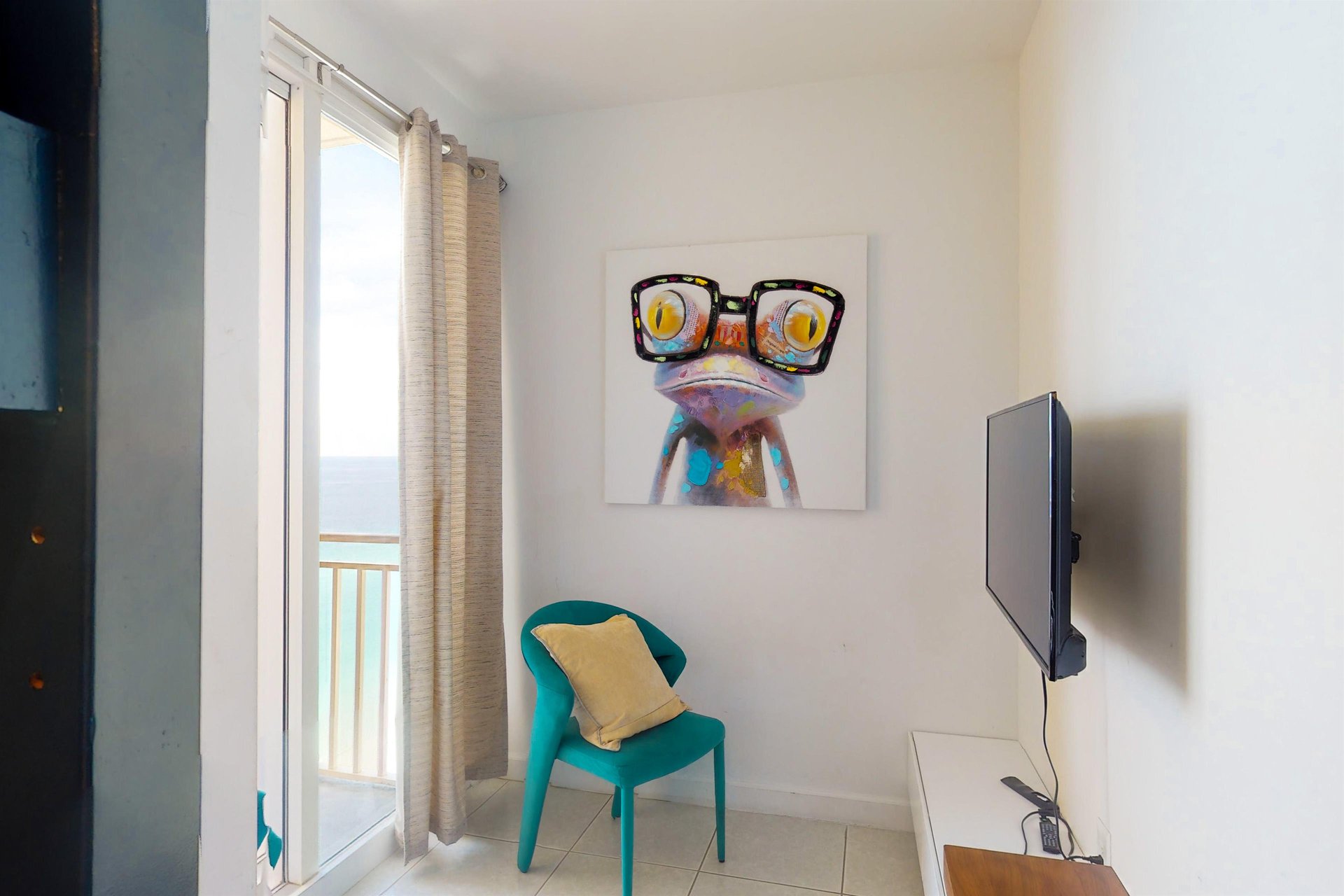 Splash Resort 2001W 32