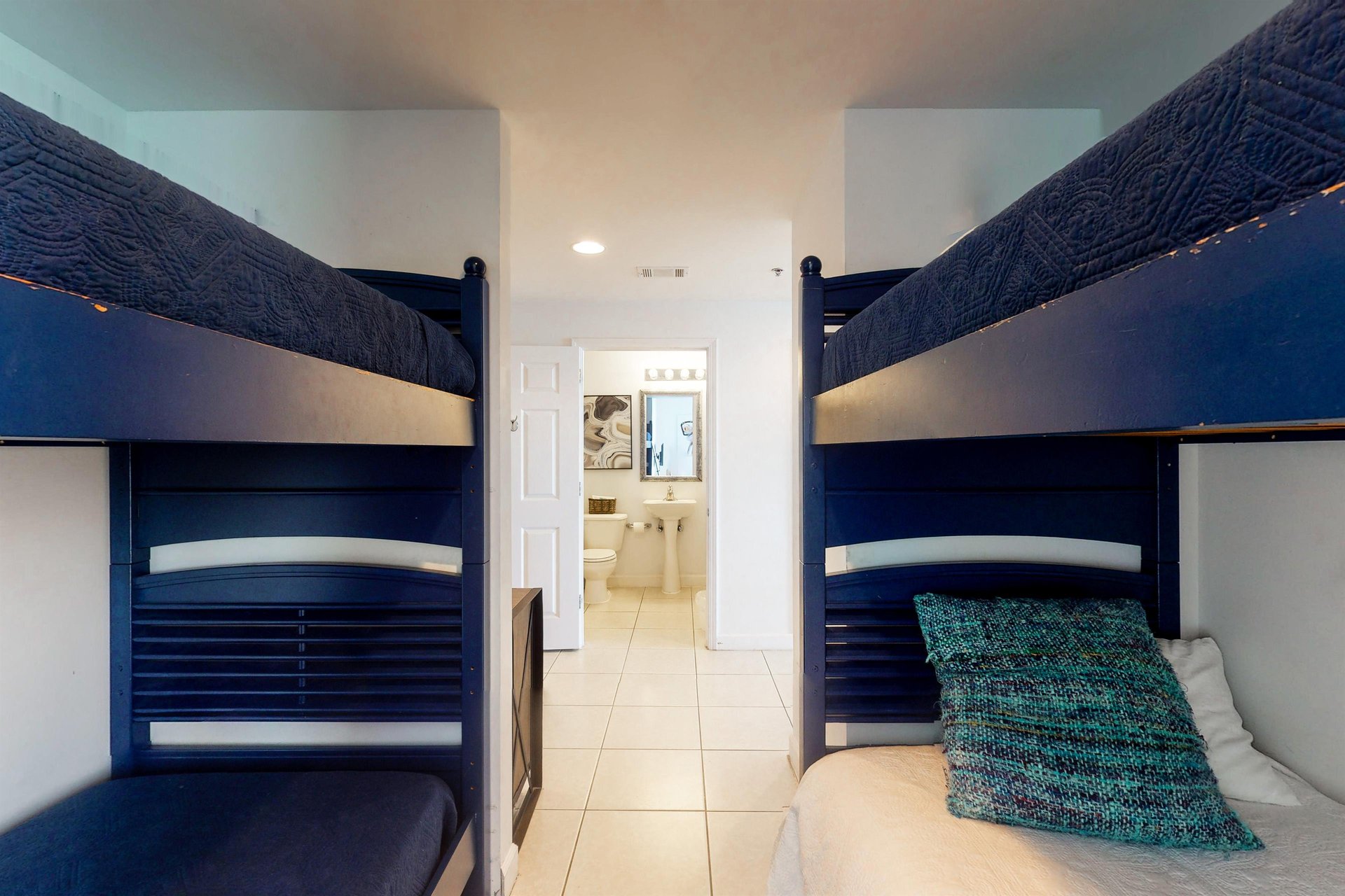 Splash Resort 2001W 35