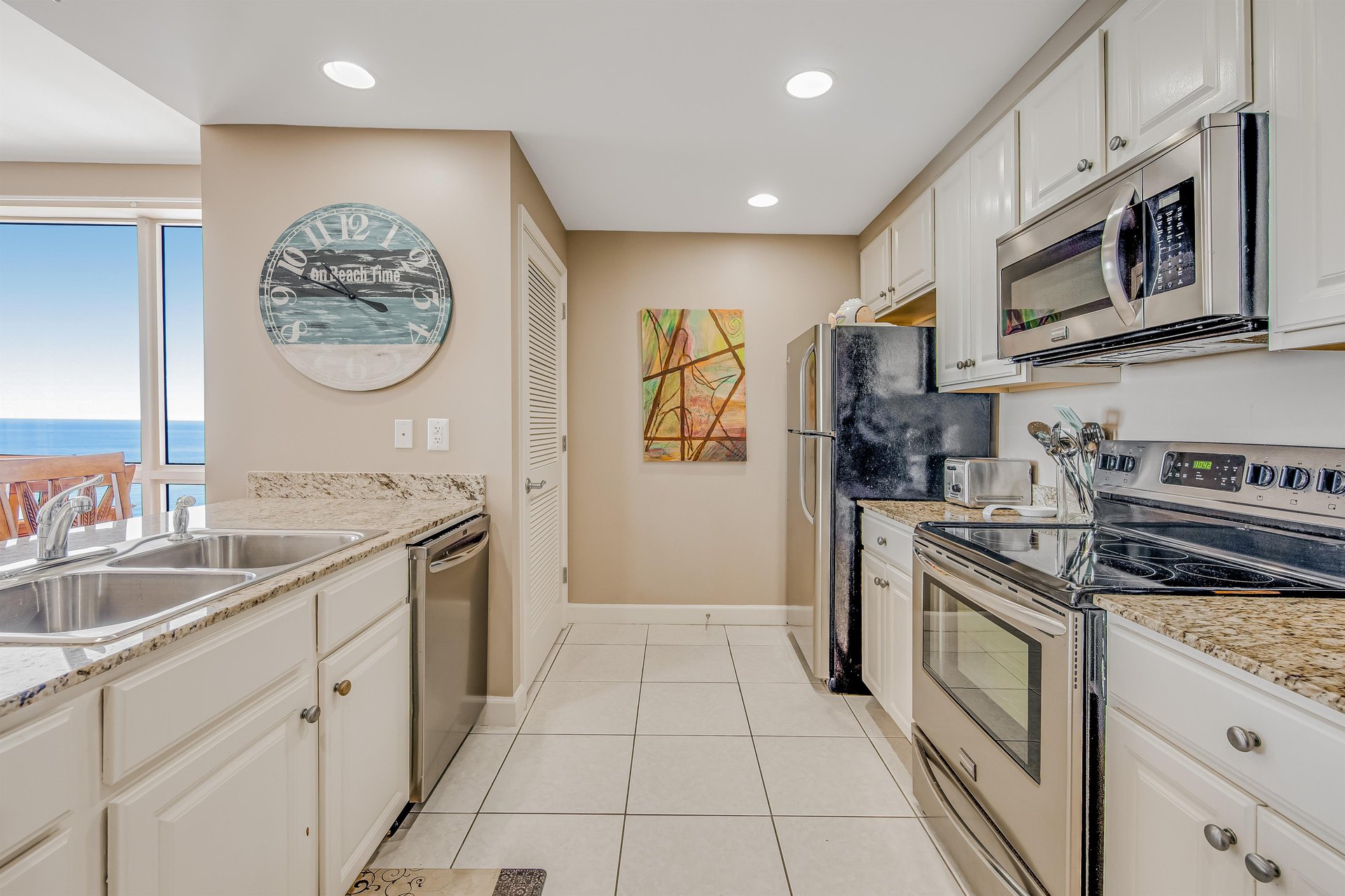 Splash Resort 1001W 11